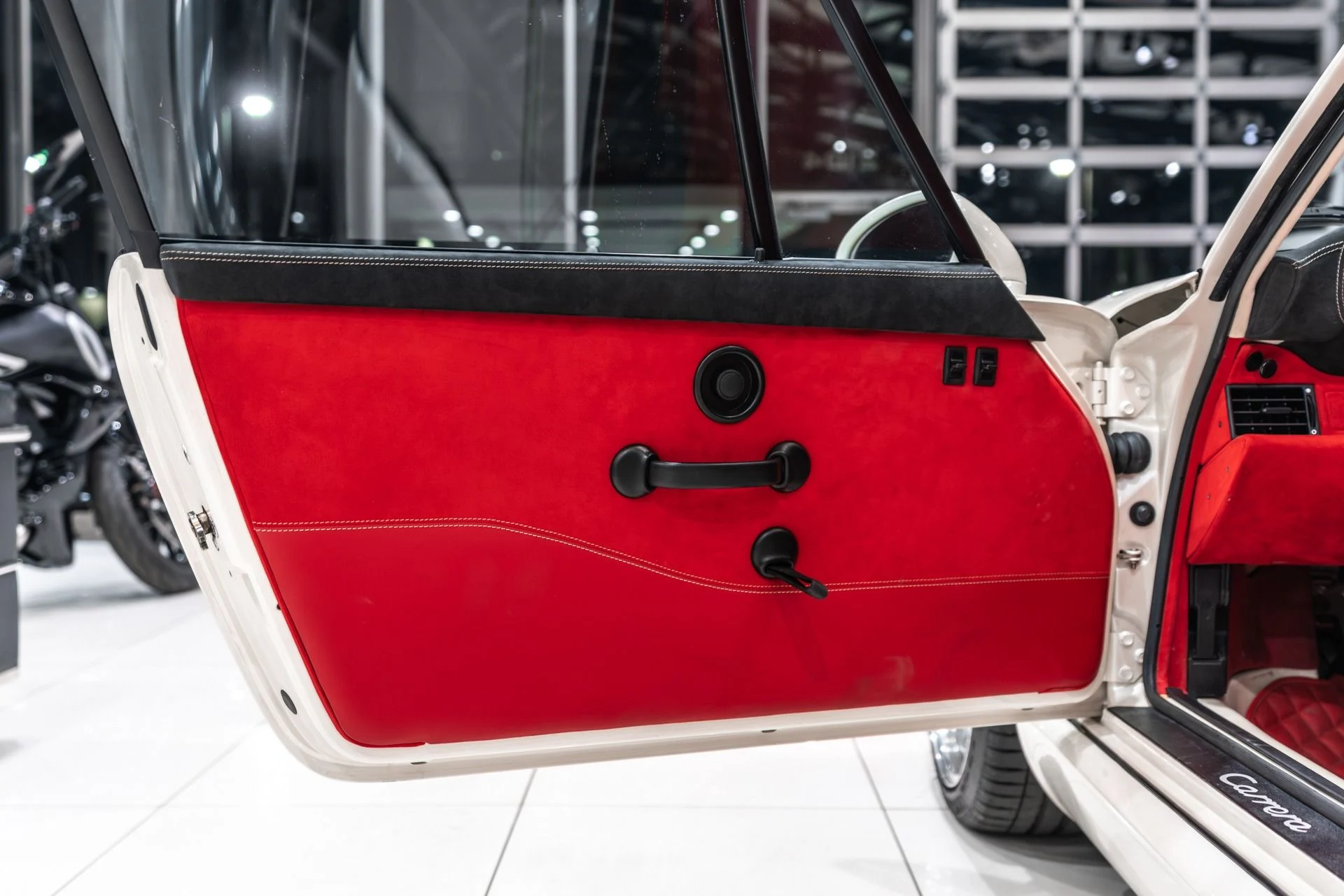 mph031_2076886031_12739_p32_l_e0ca608d0b