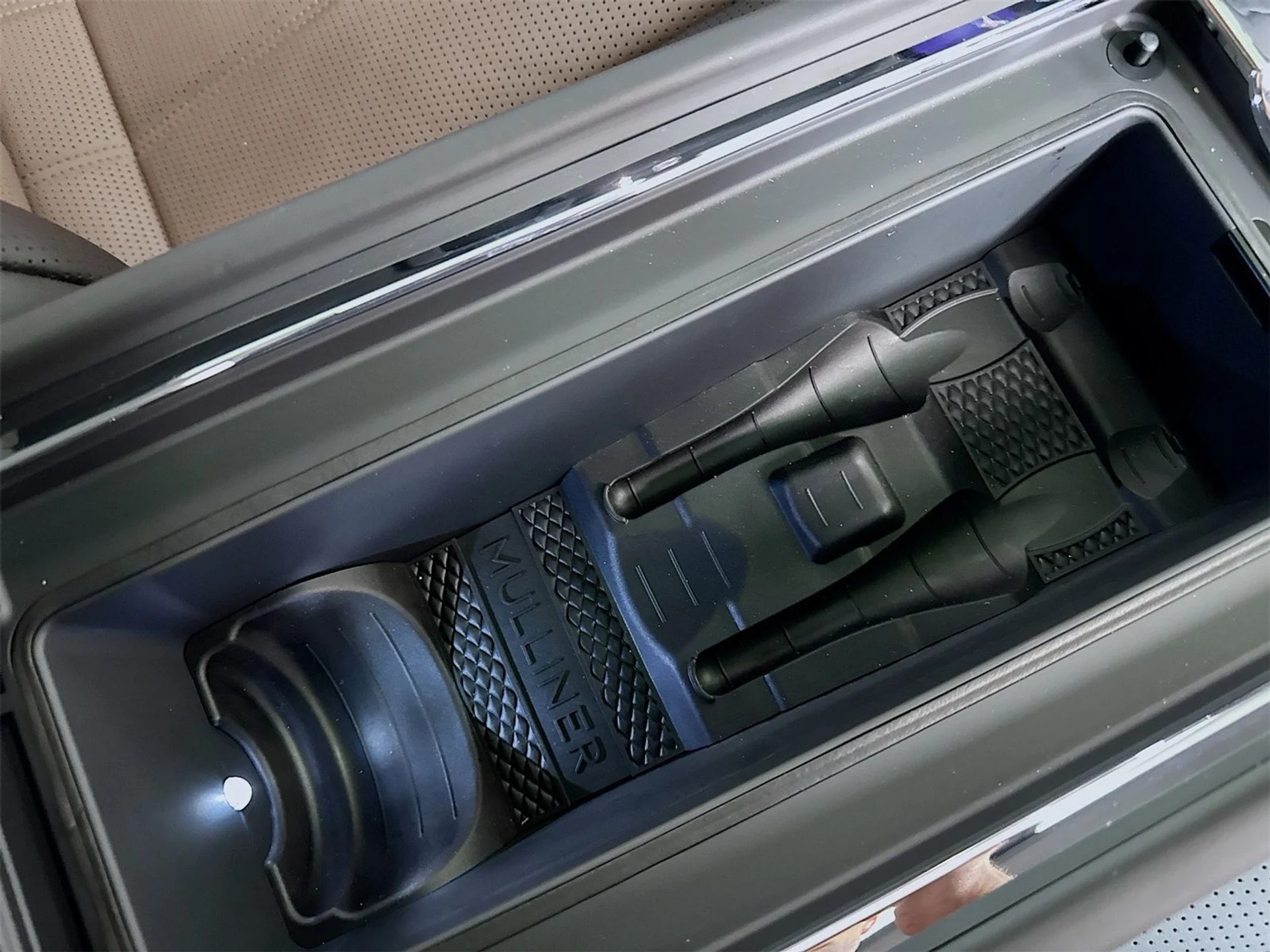 mph031_2079811320_3079bbe450831ca37f3c4cc0f193fbbdx_9ee9c2512d