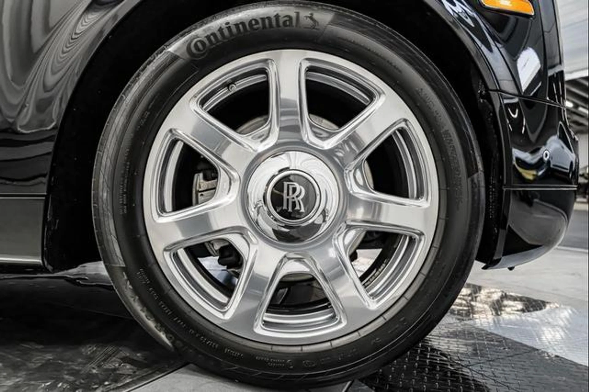 mph031_2089047044_5d_VL_Vj_Eg_K61j_Ym0_WB_Iy9eu_Qxw_c2673089e8