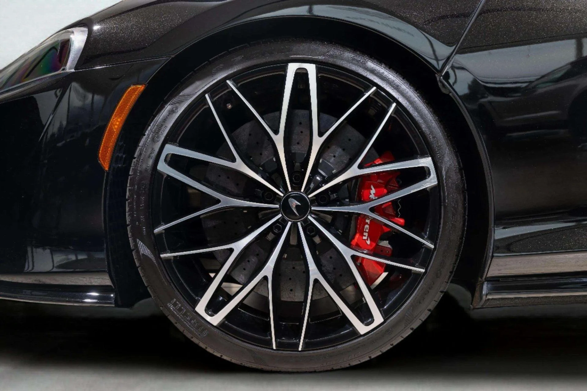 mph031_2090712228_image_32_a2197456ff