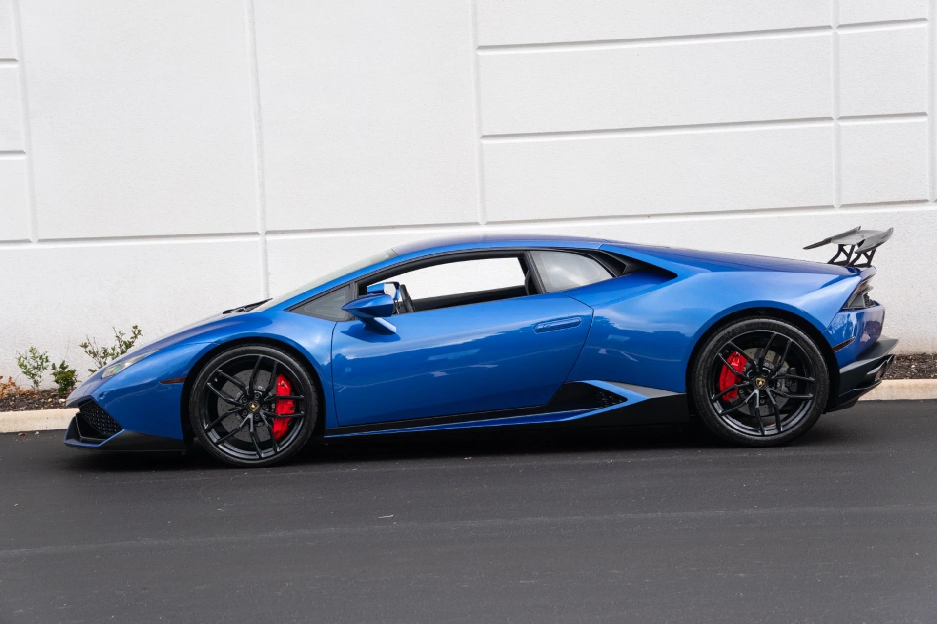 mph031_2091237869_Used_2015_Lamborghini_Huracan_LP_610_4_1780446650_f8bed6432b