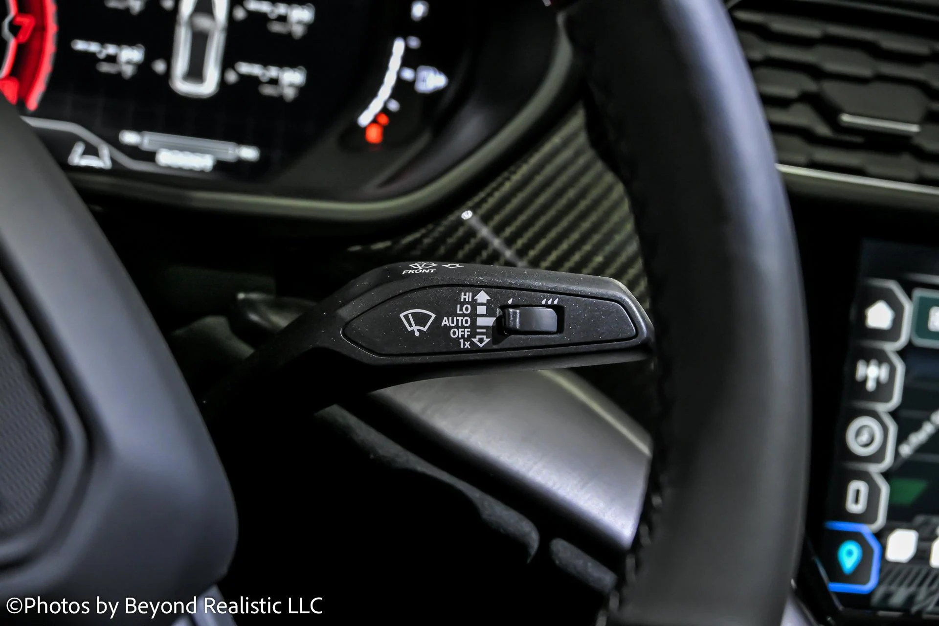 mph031_2099044828_Used_2024_Lamborghini_Urus_Performante_1765964563_71b77a3c6e