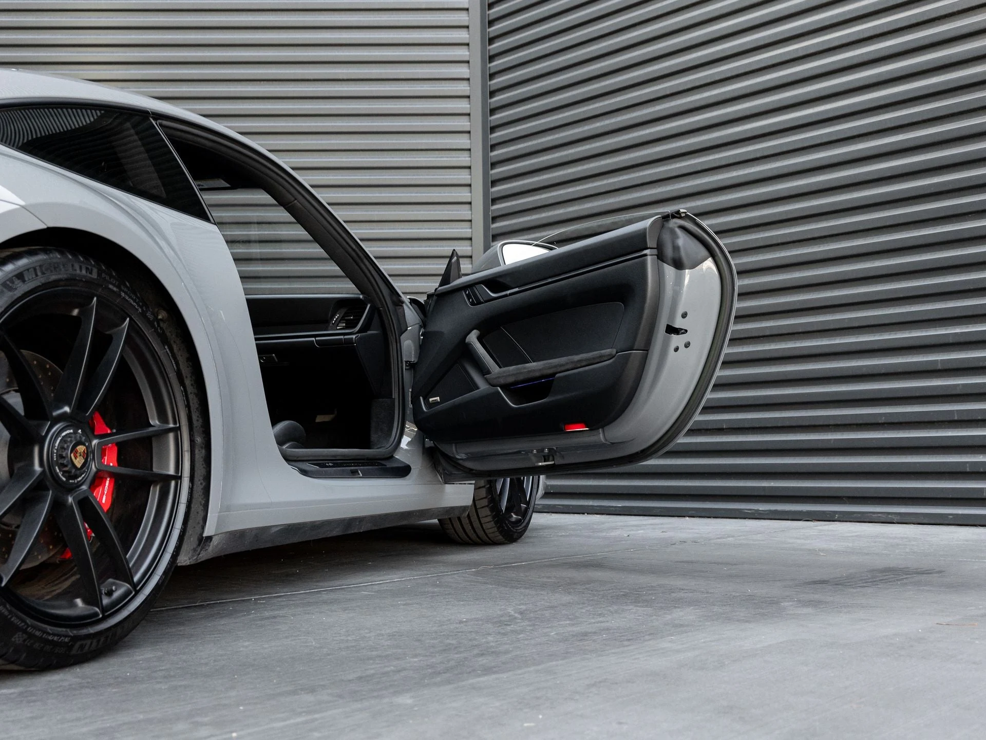 mph031_2099443759_32_477206dbfe