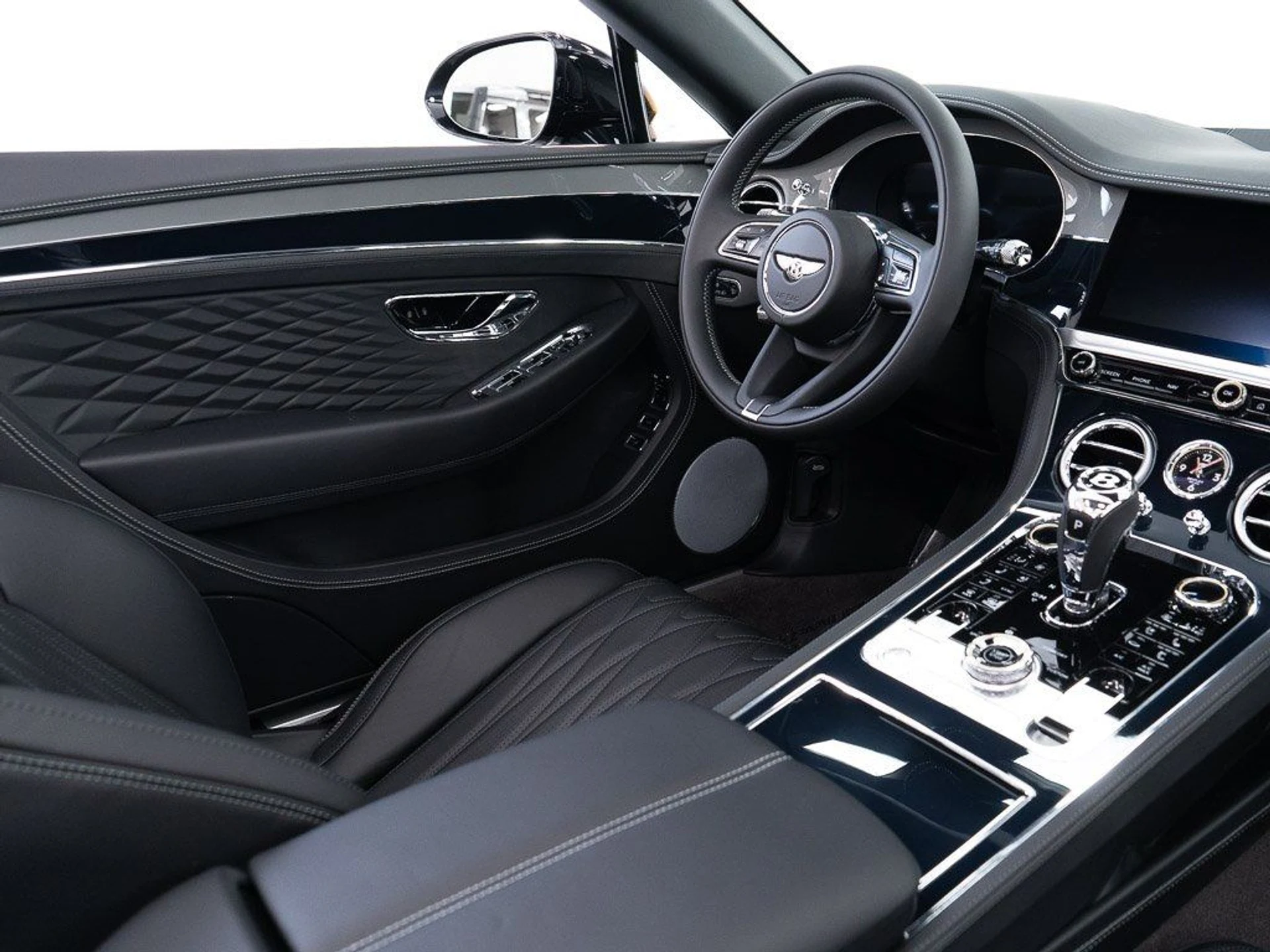 mph031_2103746563_2212a615546eff4026080188a1b00613_180809e4b2