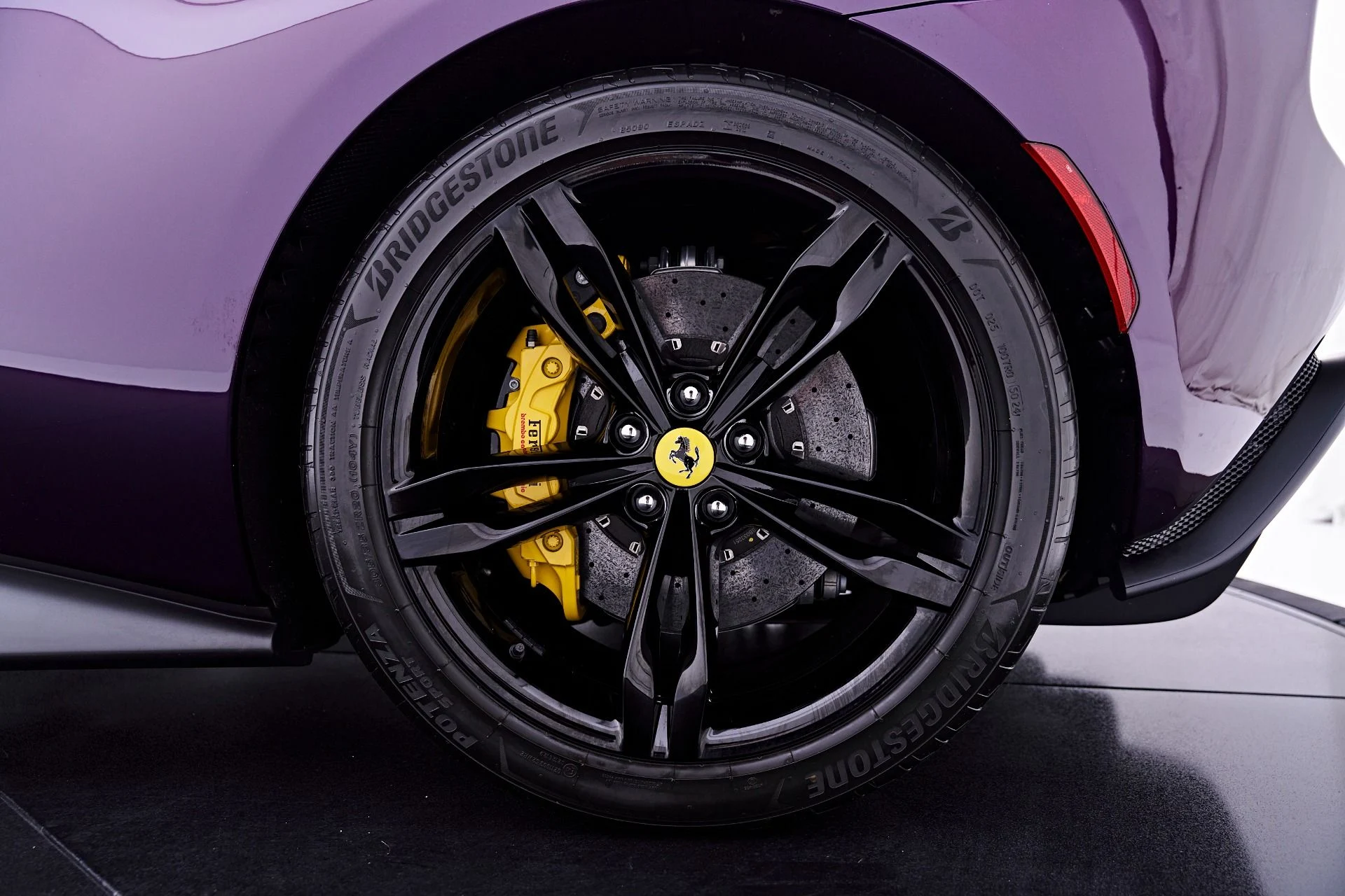 mph031_2110327259_Used_2025_Ferrari_296_GTB_Base_1782869451_cf6424558c