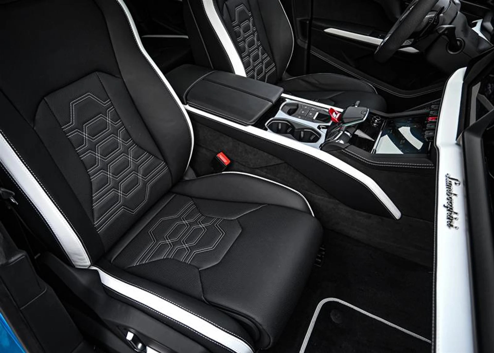 mph031_211742048_11367502_1593883742_f946004b24