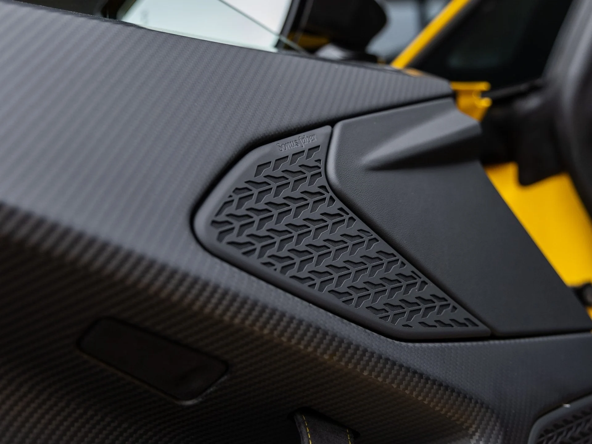 mph031_2119577181_32_c419c08256