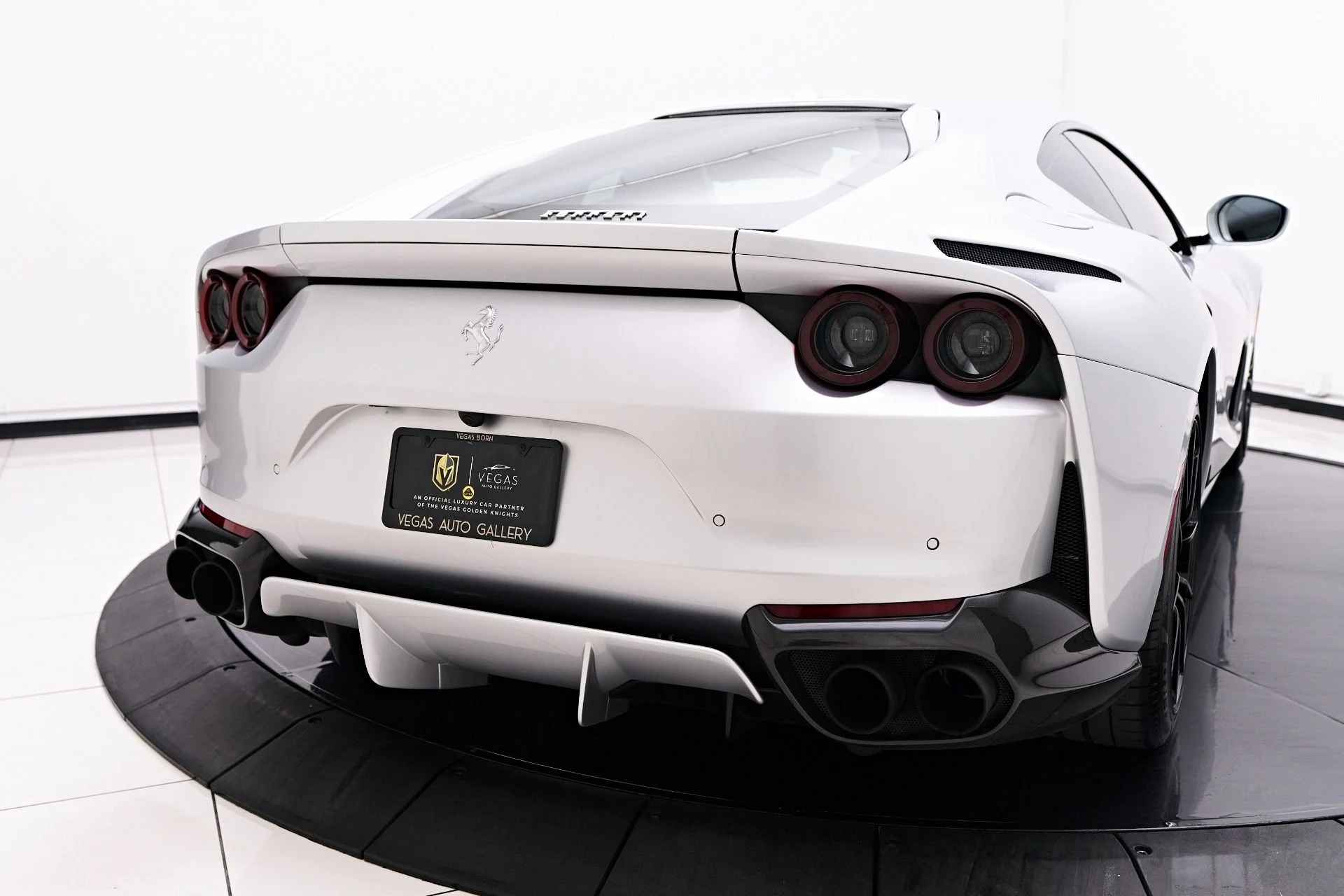 mph031_2120304365_Used_2020_Ferrari_812_Superfast_Base_1753754444_2b75193cfc