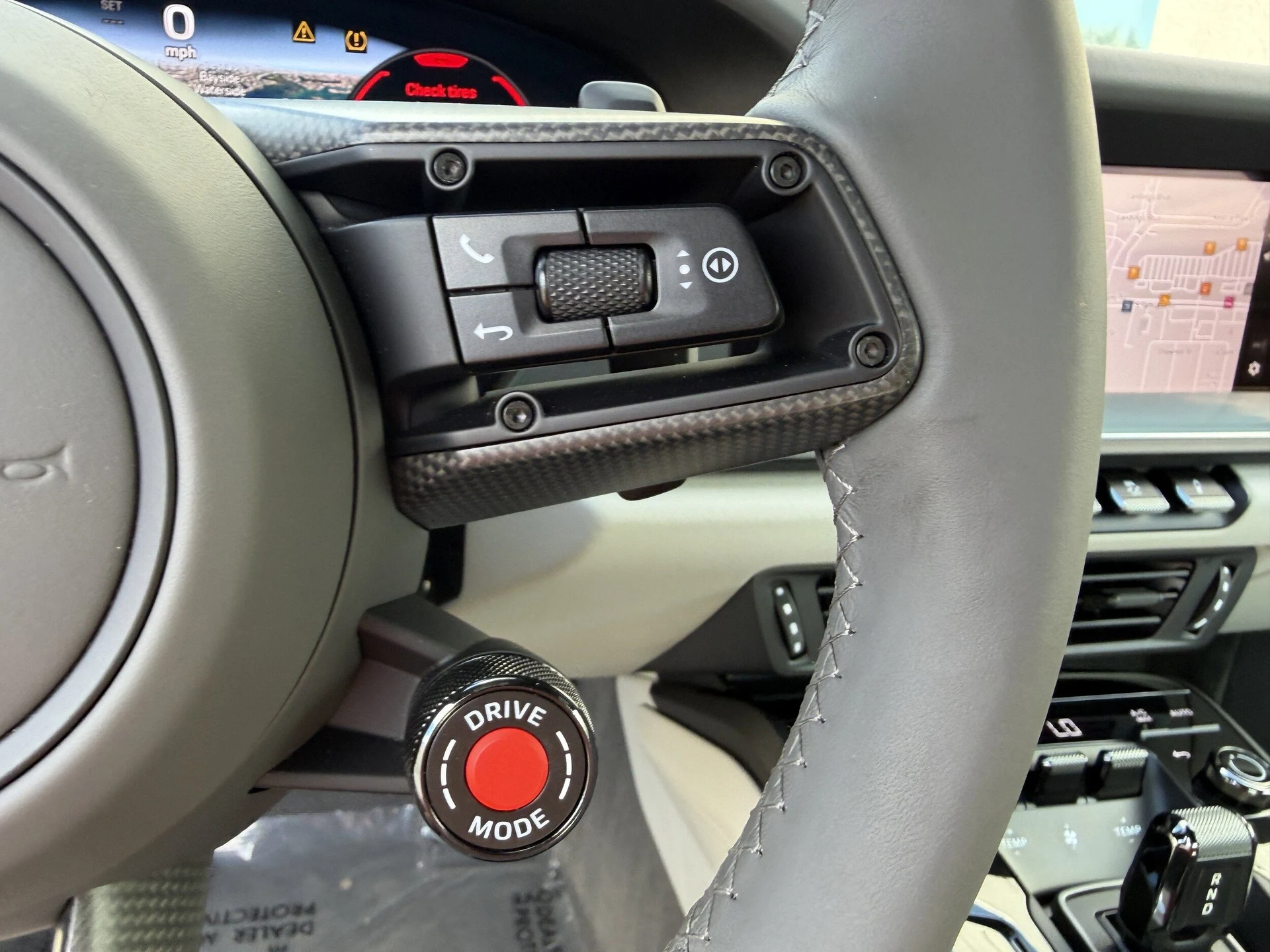 mph031_2120787016_862b9efa0a203a3cd27637ee5d4314f9x_7a9e8ca9a0