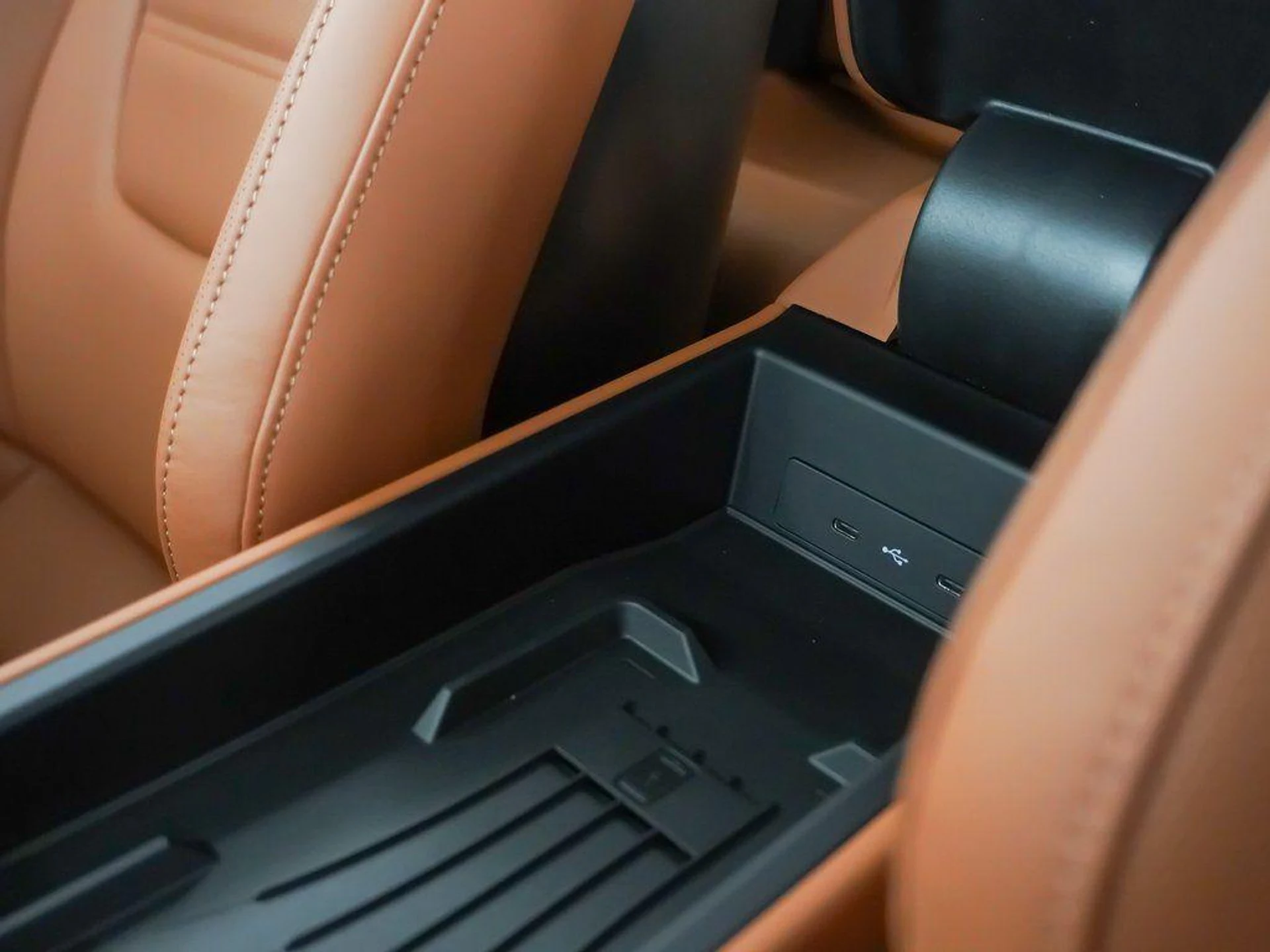 mph031_2125805699_d_G_Eamsyx_Otl2h_F3i_Iyx_UX_6zu_D04_42dd50d771