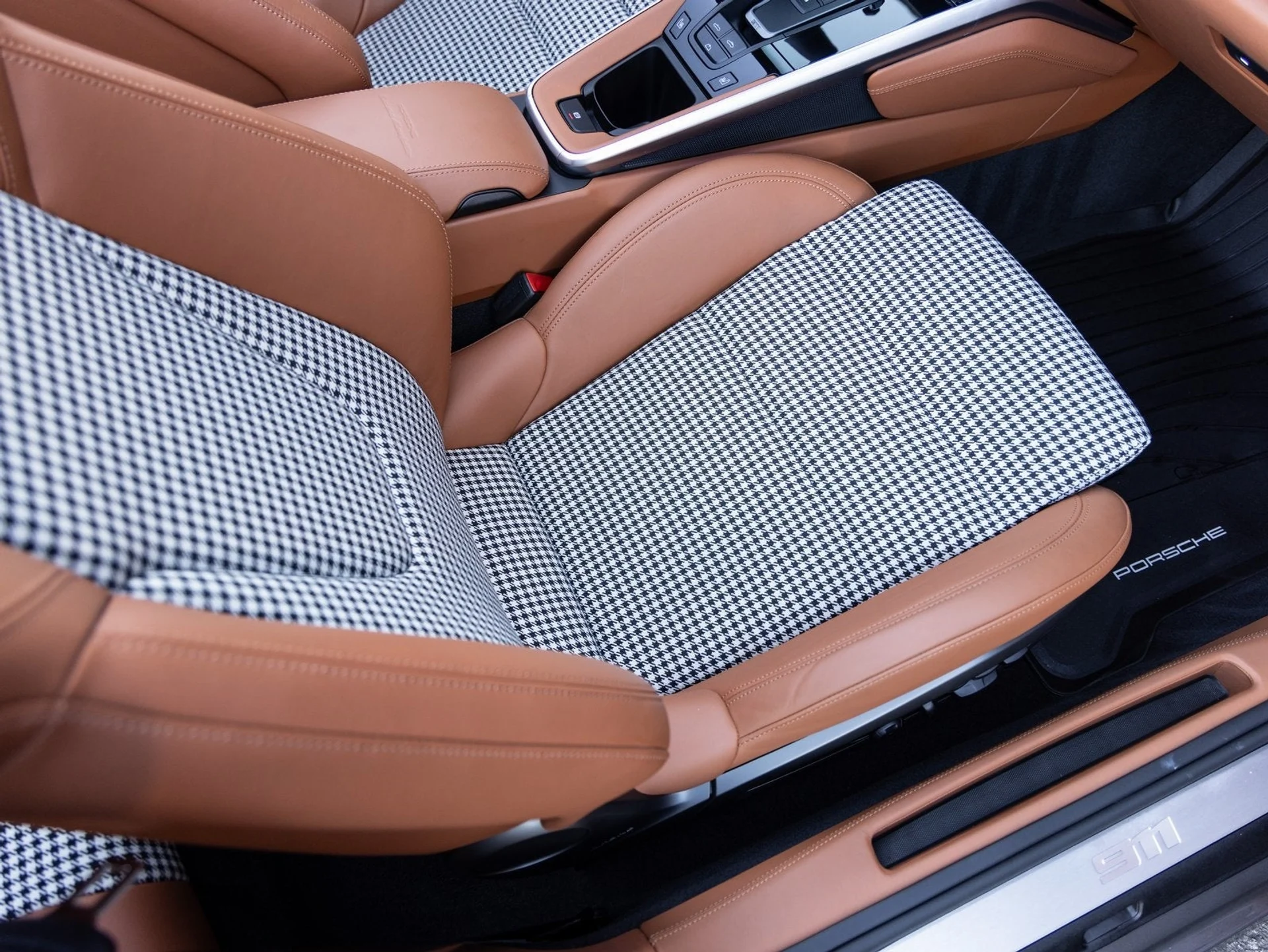 mph031_212694975_32_7e65288ab4