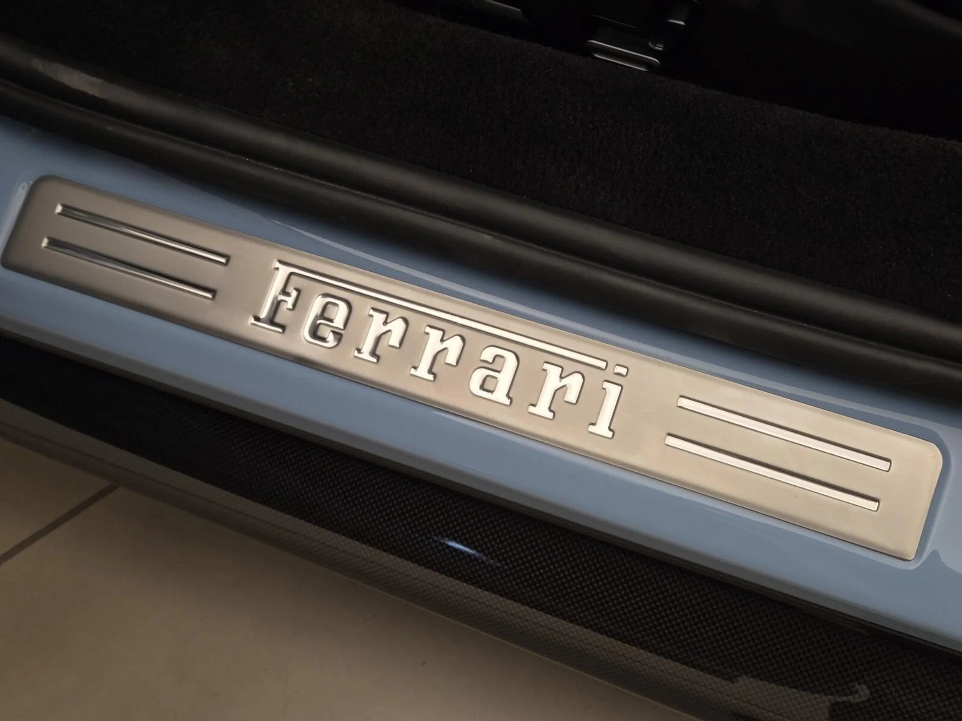 mph031_2126960138_Used_2024_Ferrari_296_GTS_1763022585_6683874402