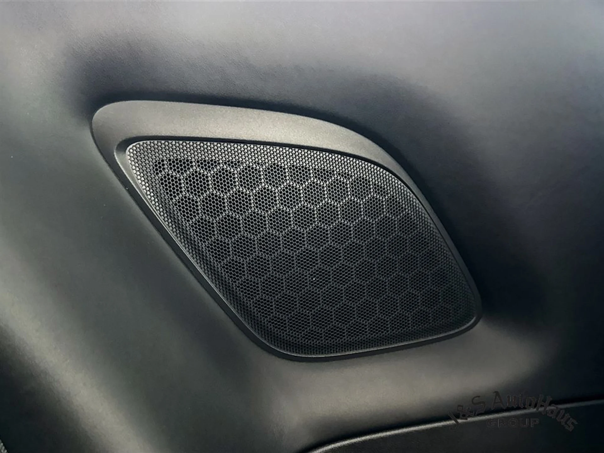 mph031_2127441254_50gh1p0bi4anero4a4296fca35mc_4ab56cfb37