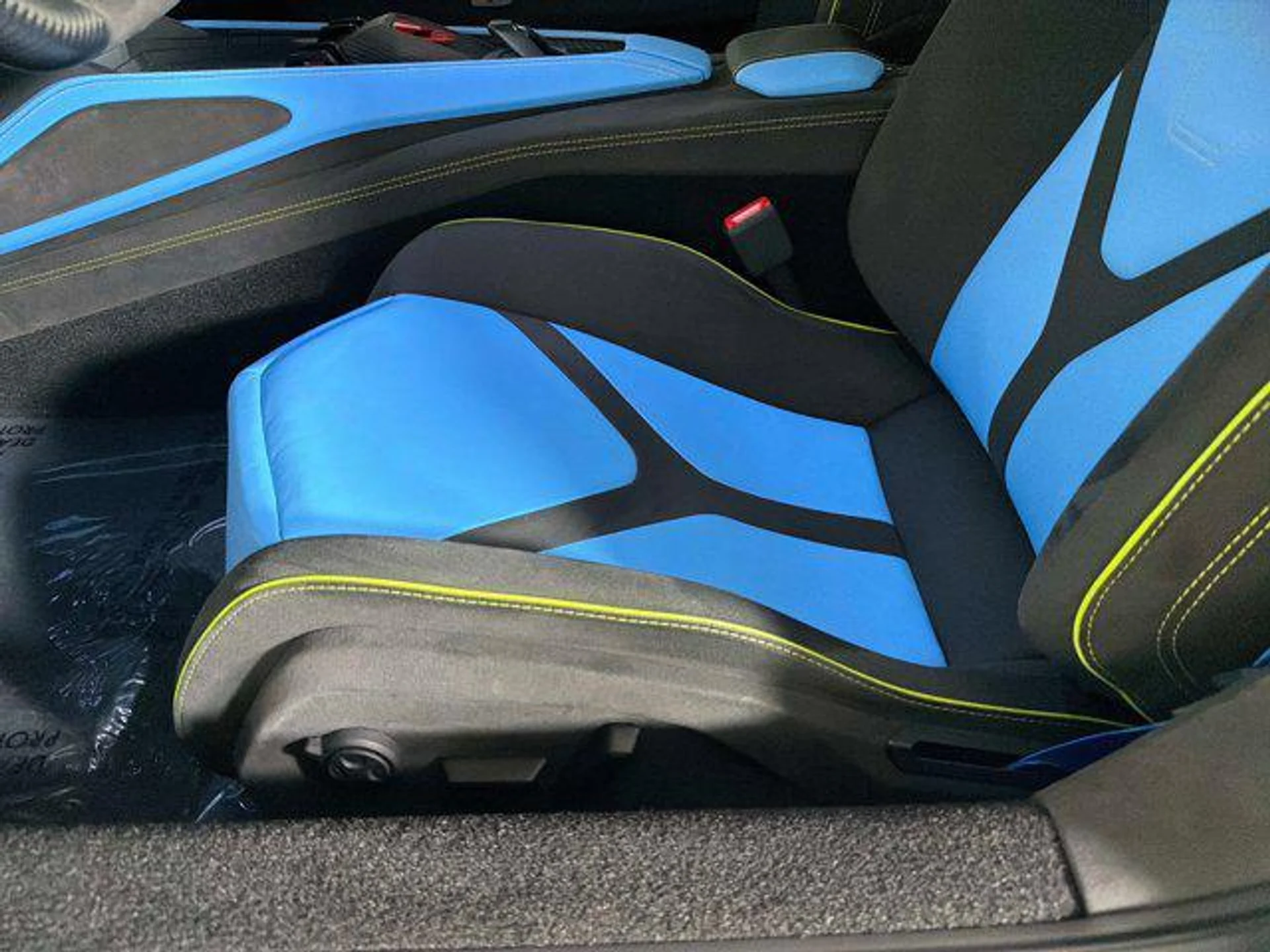 mph031_2129456329_GR_Xoz_Q_Qq_J7_amt_P9_AZ_7_Kc_B2_Pq_QM_6519770abf