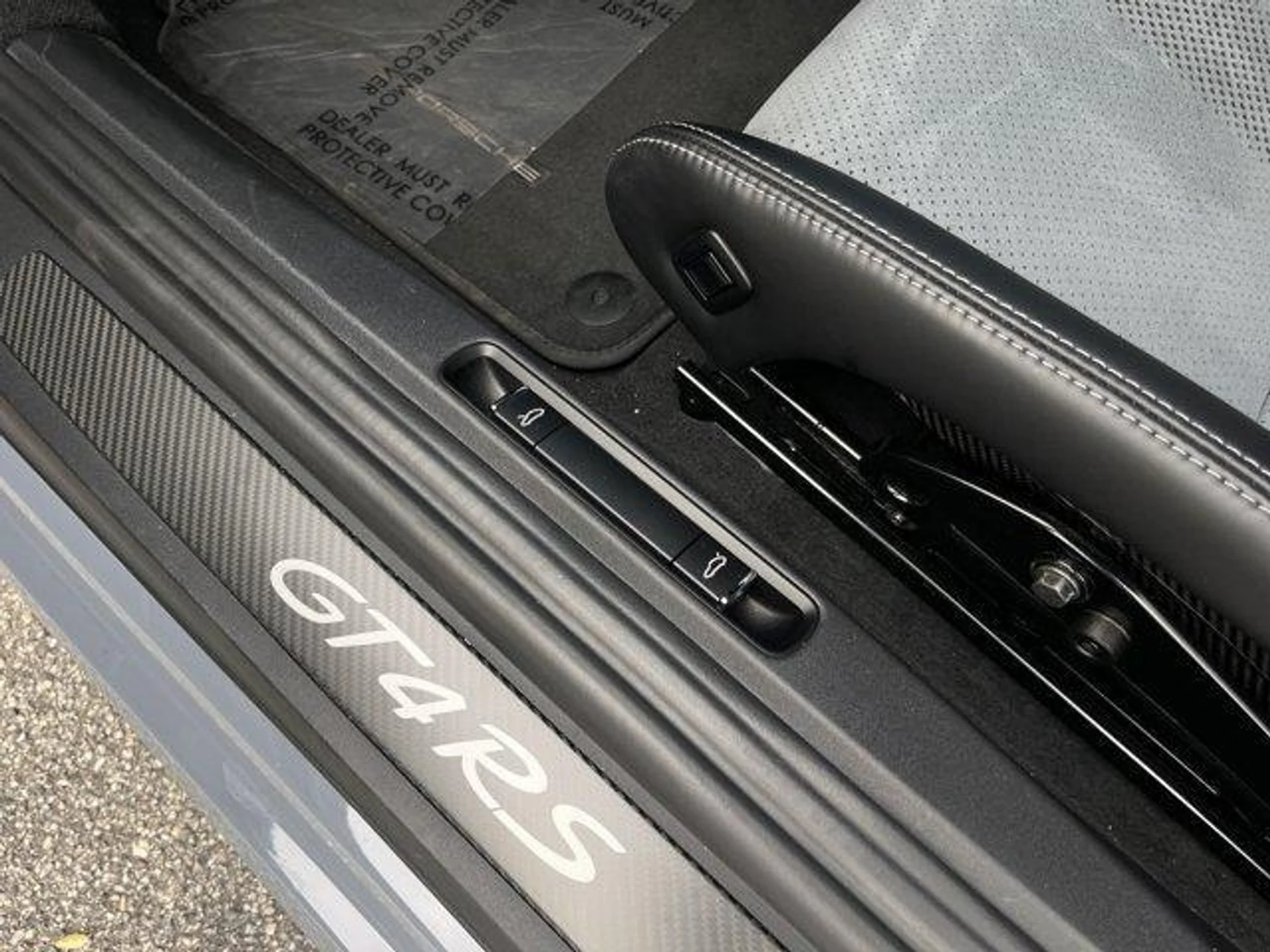 mph031_2129658160_Bt_Gq3qqx0_V_Ww_bai_Tde_wzeb_6_E_237d7245cc