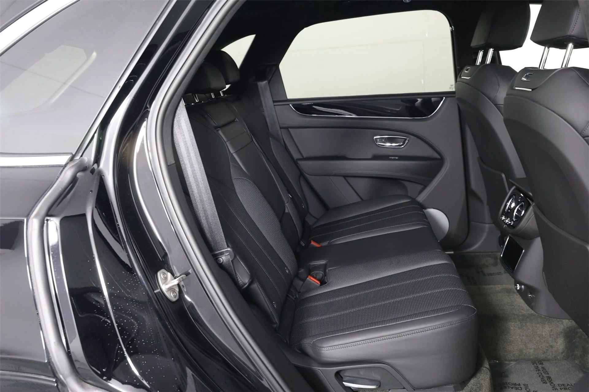 mph031_2134592748_ce351e7c236283711a883dc91cf0cbe0_fa73fcbee9