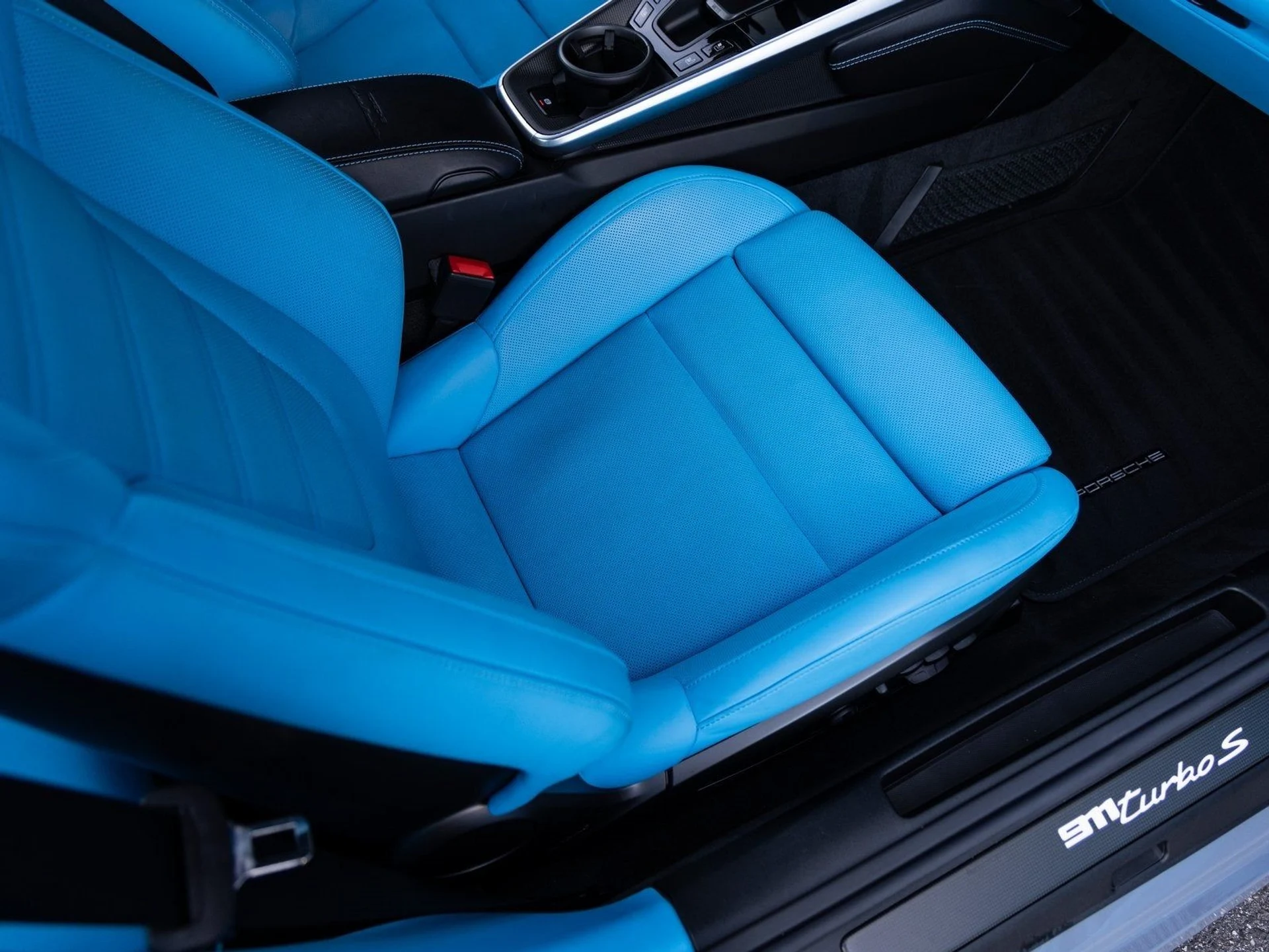 mph031_2140586016_32_9140037754