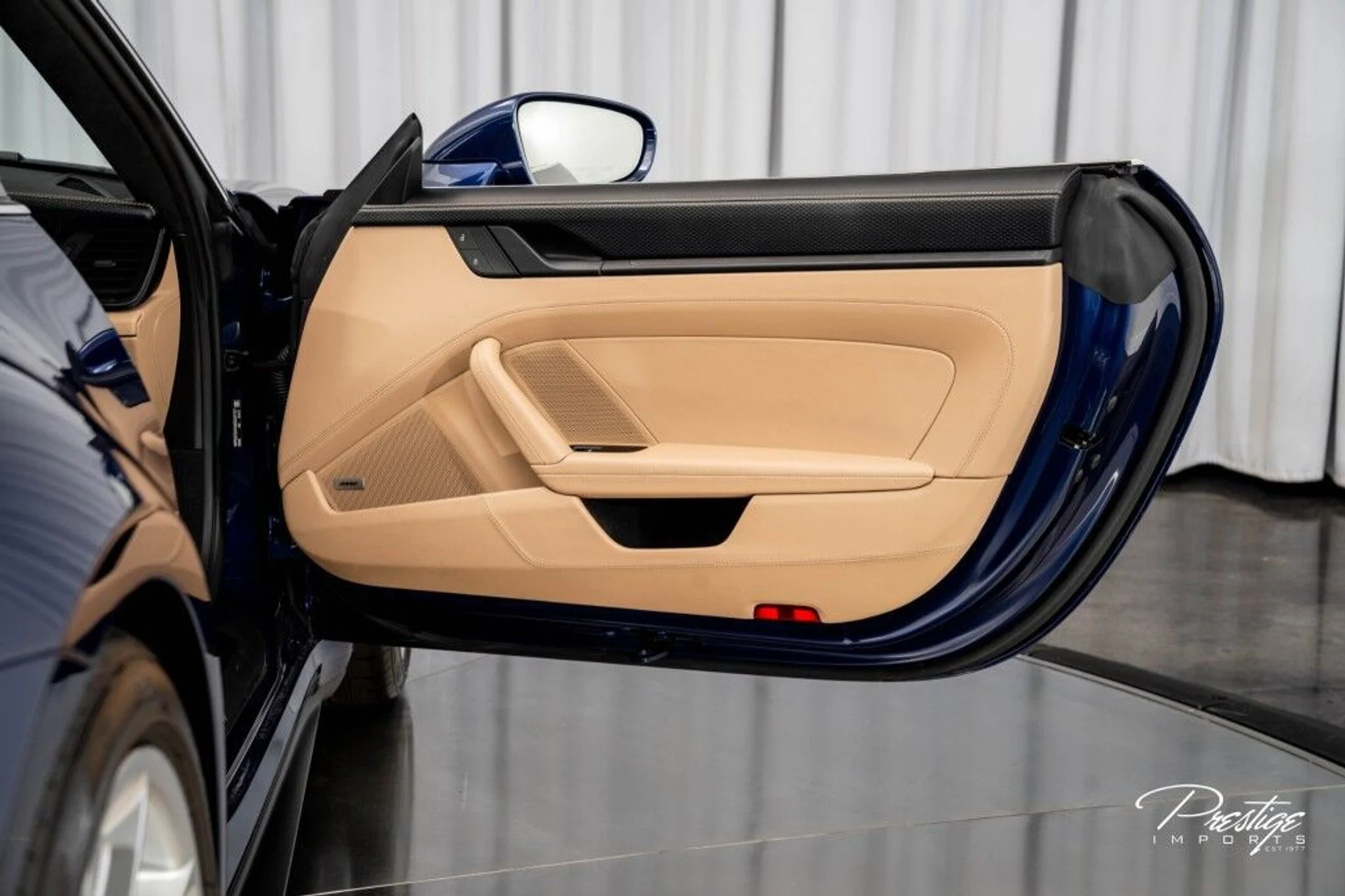 mph031_2141484435_83bcdaedd5e9811e33b2b68ff0412dbf_00c7bcdd97