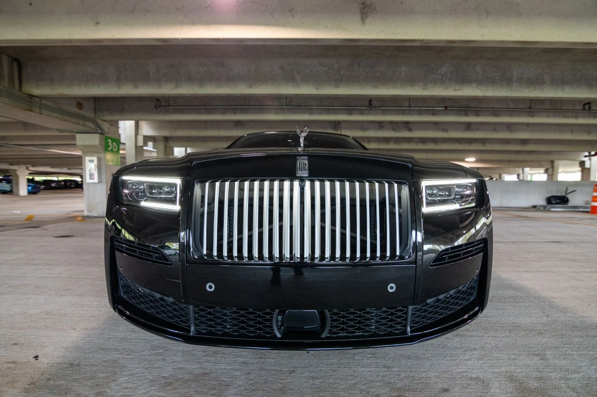 mph031_2142343068_Used_2021_Rolls_Royce_Ghost_EWB_1768869200_d762b24f60