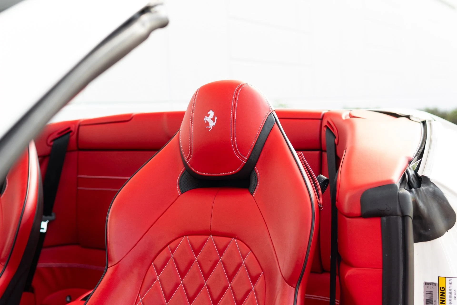 mph031_2157559438_Used_2017_Ferrari_California_T_1767901173_b4cb879055