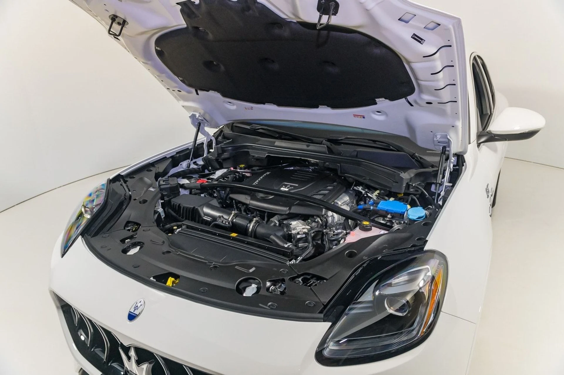 mph031_2160573795_f12aab8070cd6922ad4475fd7974f859x_673f757cac