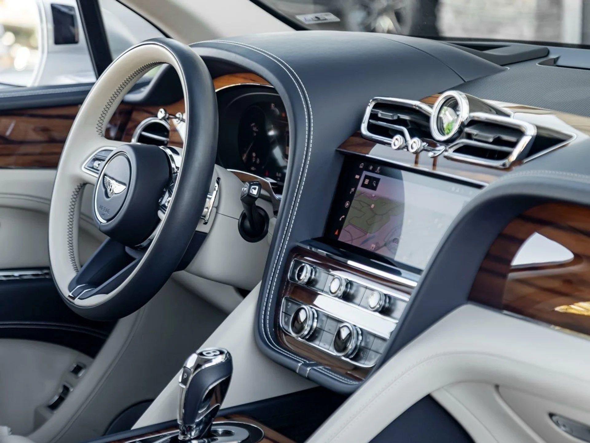 mph031_2161449015_32_46b31e65b7