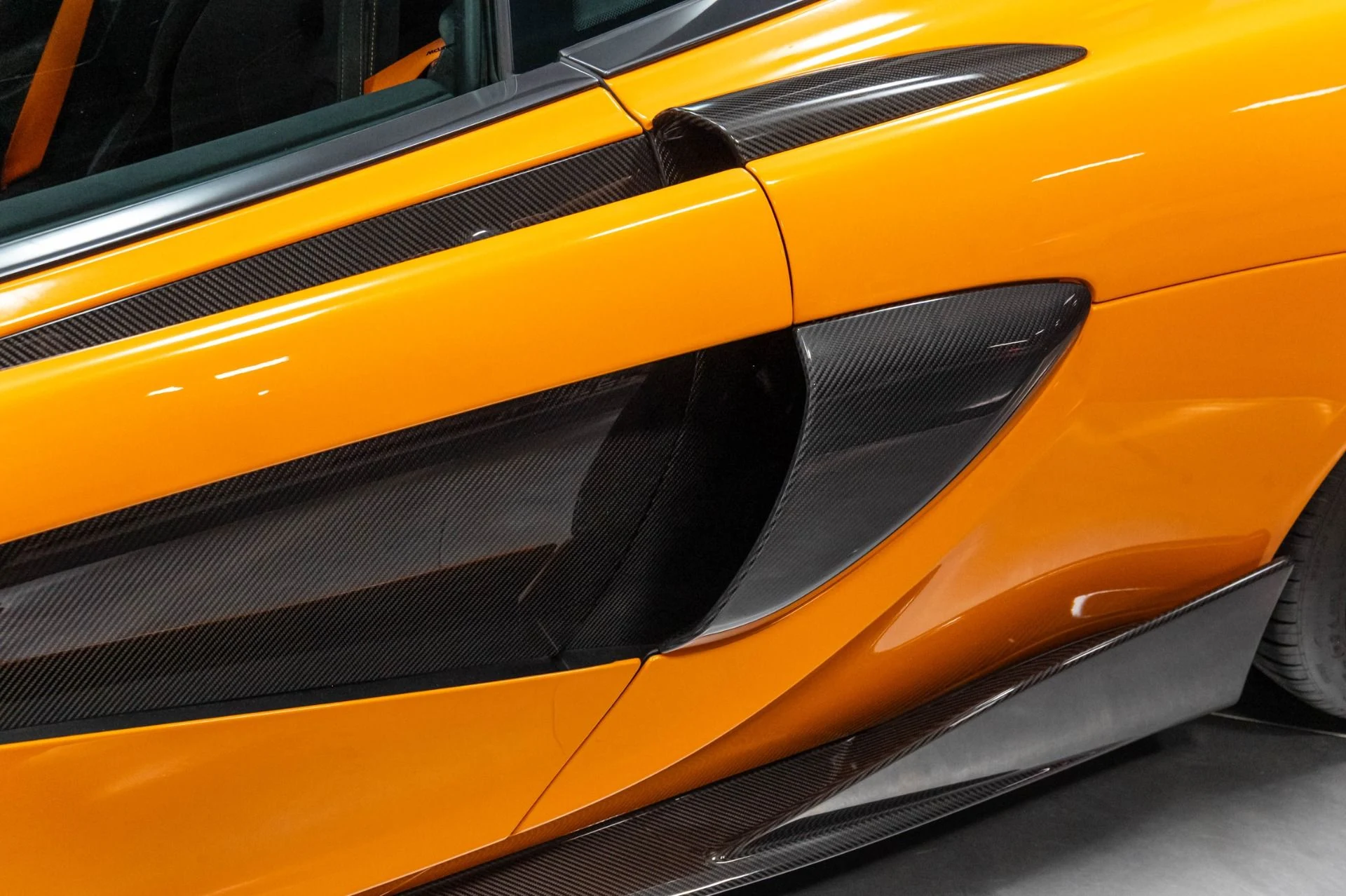 mph031_21729812_Used_2019_Mc_Laren_600_LT_1787778604_f4033b3906