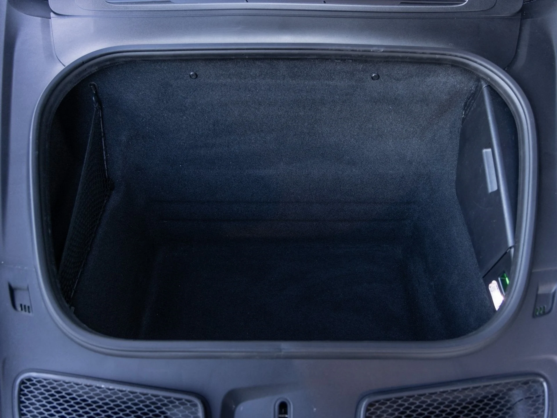 mph031_2174941041_32_4dc4364378