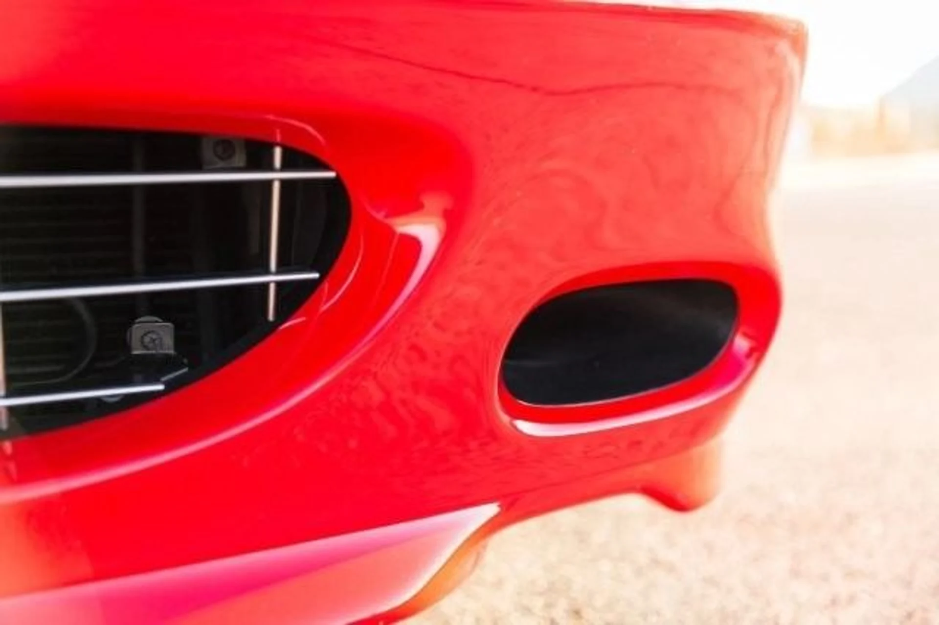 mph031_2187580932_Used_2005_Ferrari_Superamerica_1773854915_9501be70c1