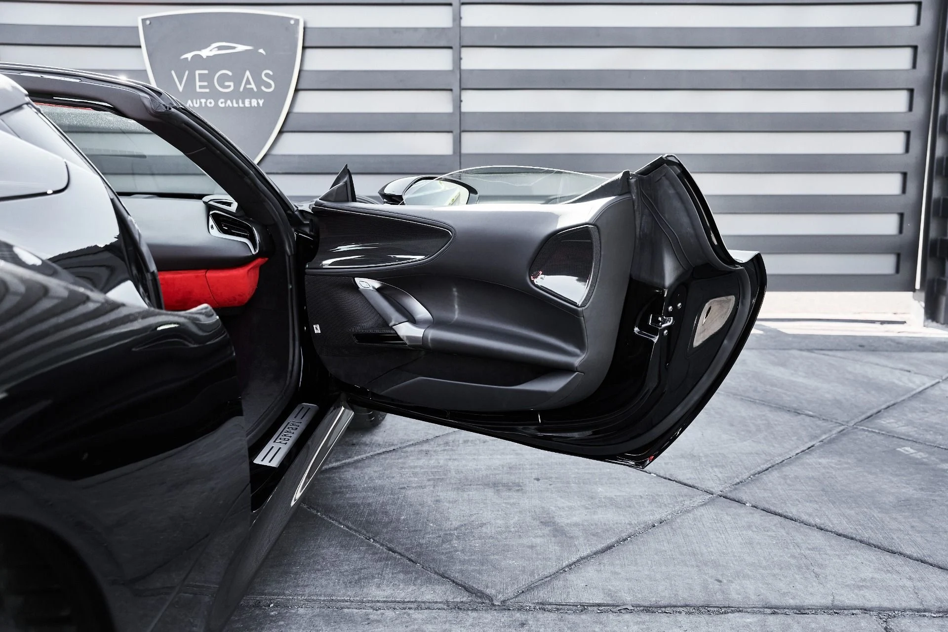 mph031_2187949281_Used_2024_Ferrari_SF_90_Spider_Base_1774739133_0b5b879c53