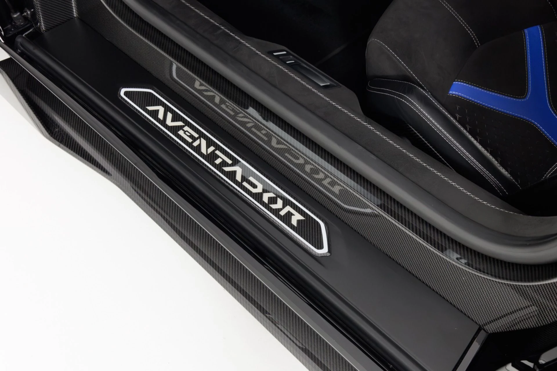 mph031_2189228386_Used_2022_Lamborghini_Aventador_LP_780_4_Ultimae_Roadster_1793224005_db9ab1f1f2