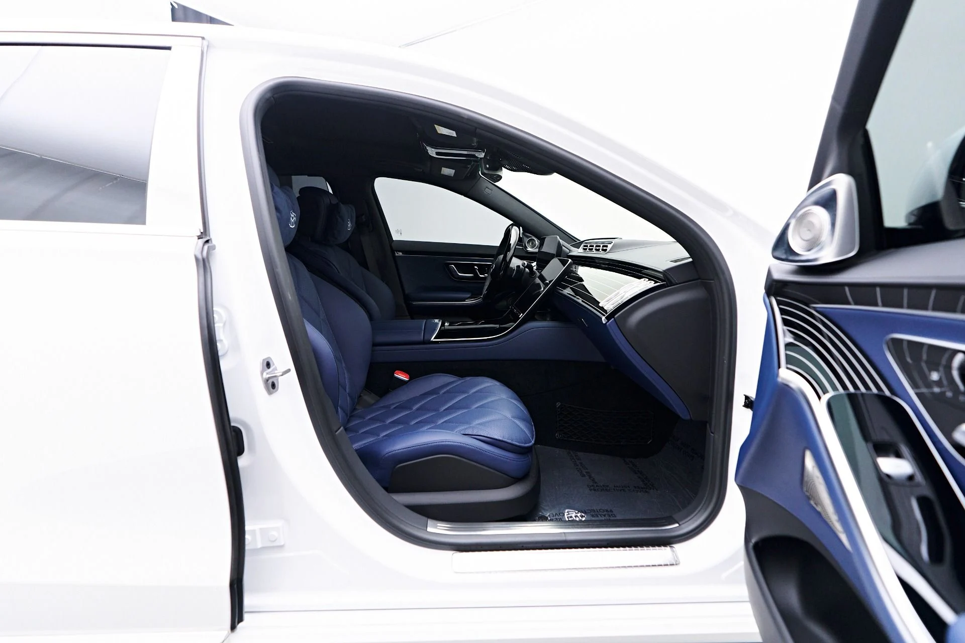 mph031_2207834479_Used_2024_Mercedes_Benz_S_Class_Maybach_S_680_1749232025_4ec9296045