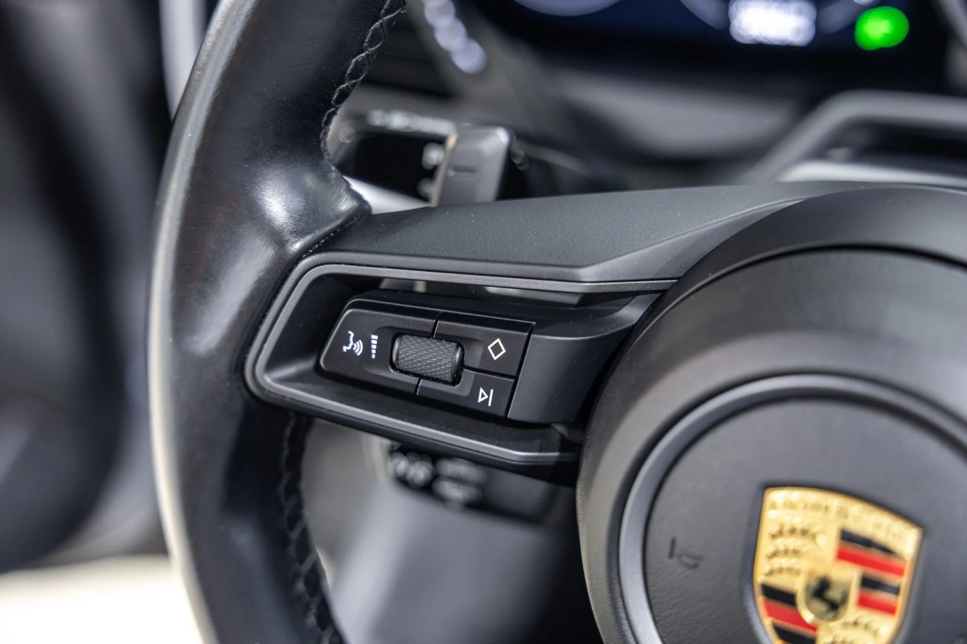 mph031_2213983802_Xw_13fdc0e29a