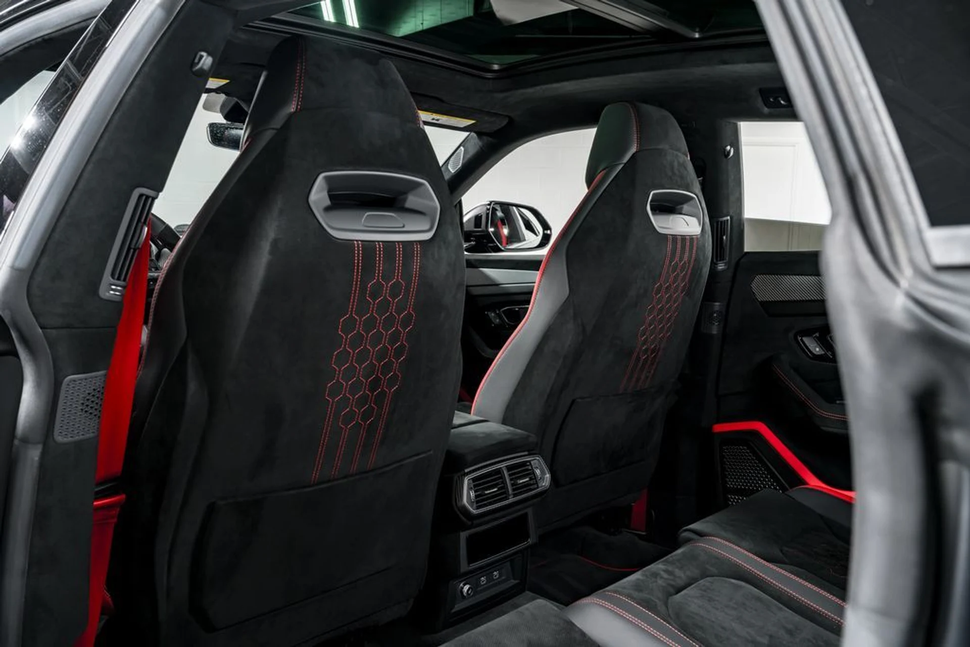 mph031_2236065608_69b5fc016921f35d2562146e11690364x_ffc91cda6e