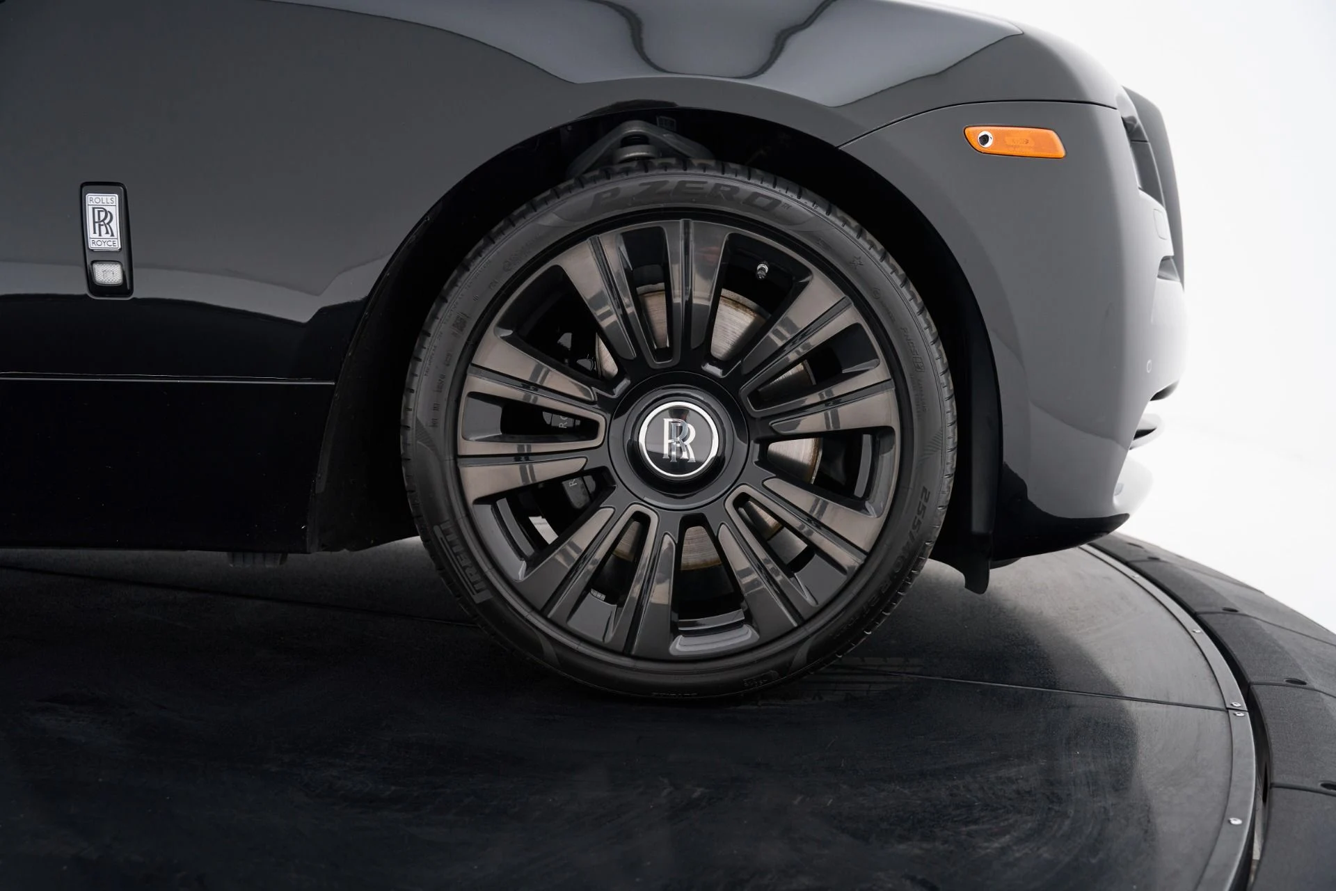 mph031_22394203_Used_2015_Rolls_Royce_Wraith_Base_1792602959_0ff75924a0