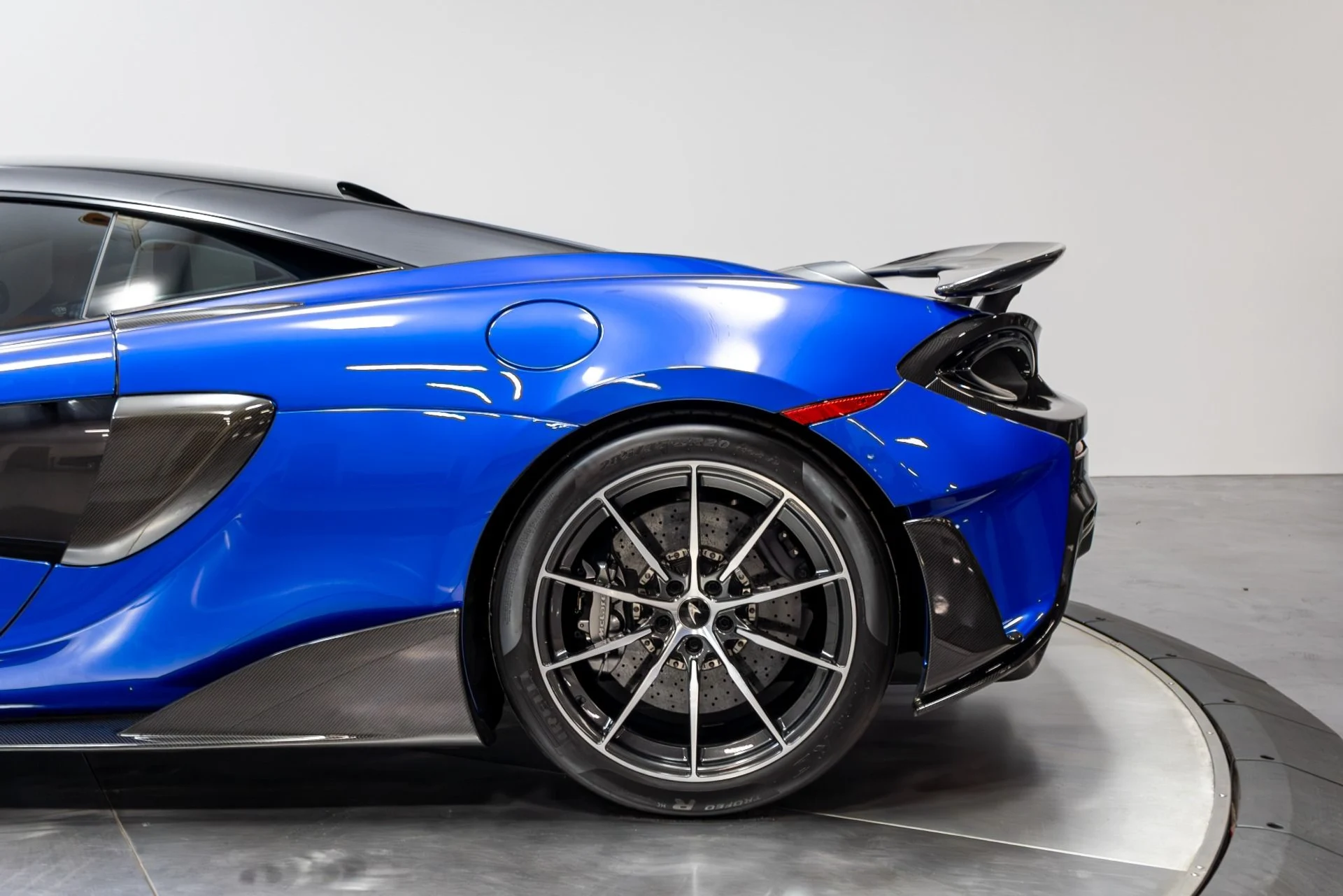 mph031_2241099862_Used_2019_Mc_Laren_600_LT_Base_1785769323_5287401630