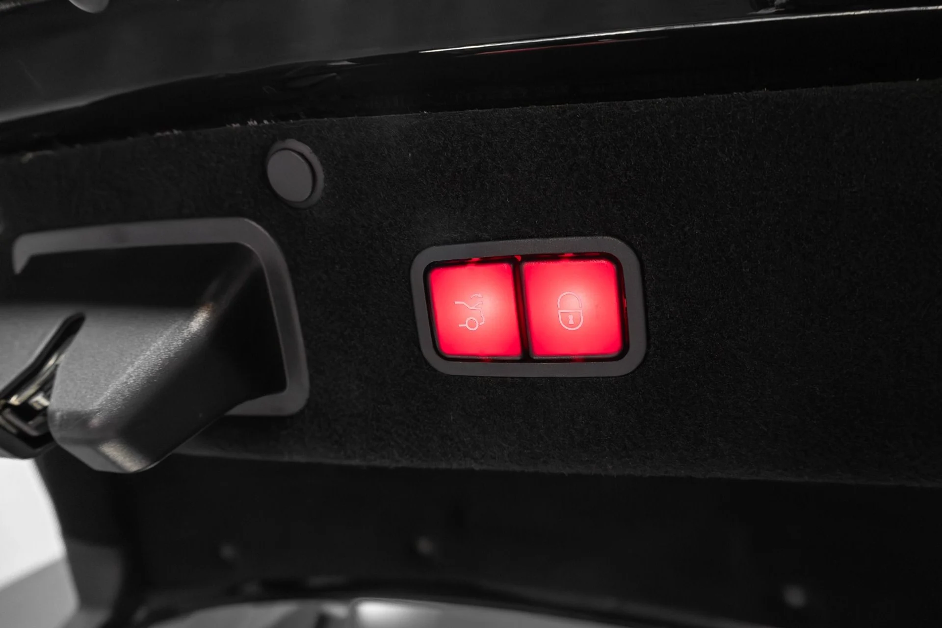 mph031_224245163_Used_2016_Mercedes_Benz_S_Class_Maybach_S_600_1763586066_d0567873a5