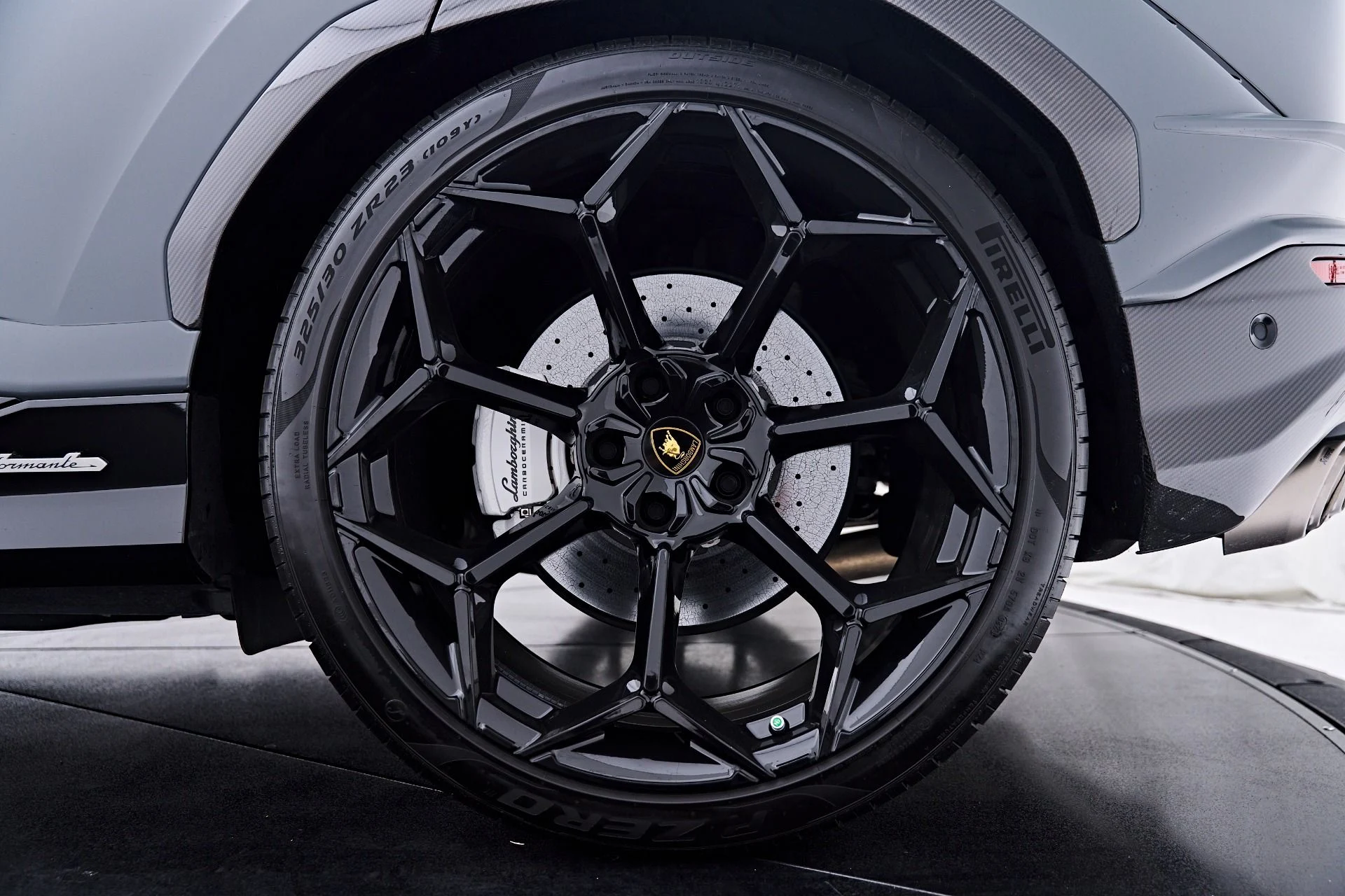 mph031_2245960280_Used_2023_Lamborghini_Urus_Performante_1785711242_3fefe0bcd2