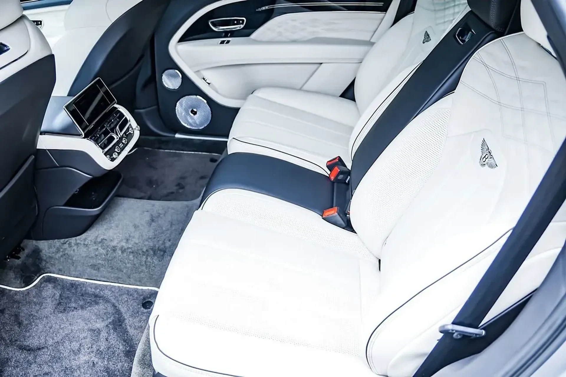 mph031_2246553095_645e0fbe487046ccacf24b6ef9a8292c_3371397ea5