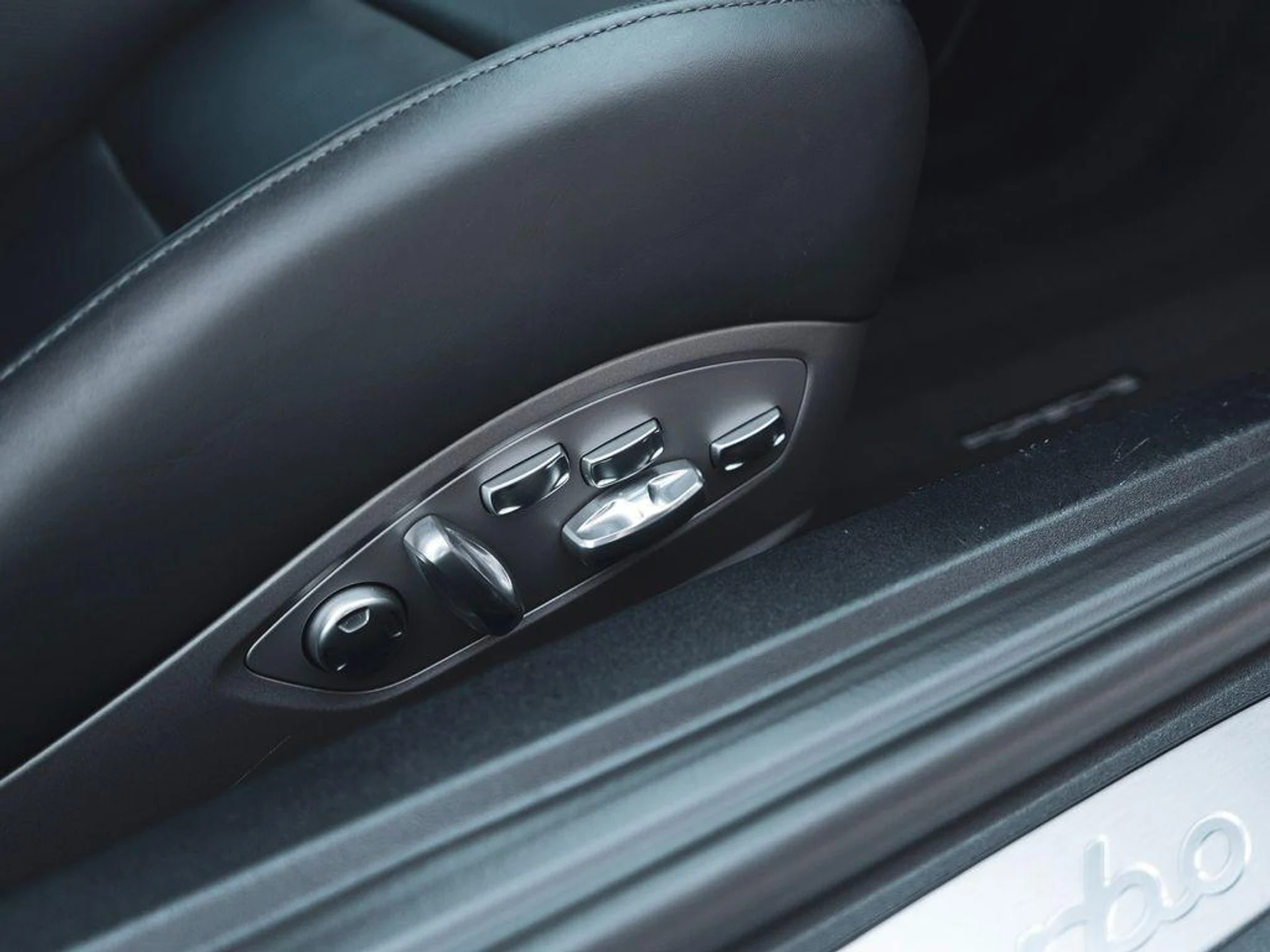 mph031_2247005245_O3zta_t_A4_Lt_Zv8_V_Genx_T_Wq_My_QY_728b305e57