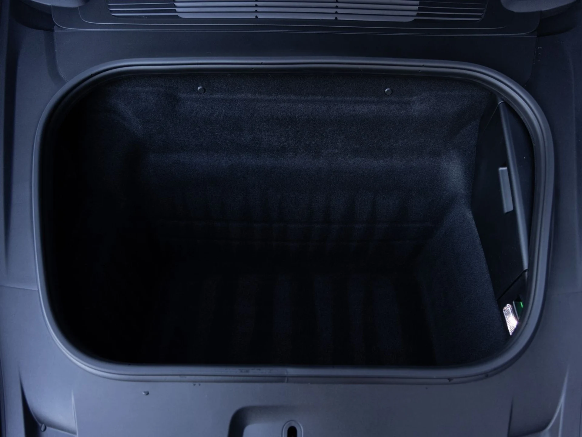 mph031_225552303_32_b7071f1296