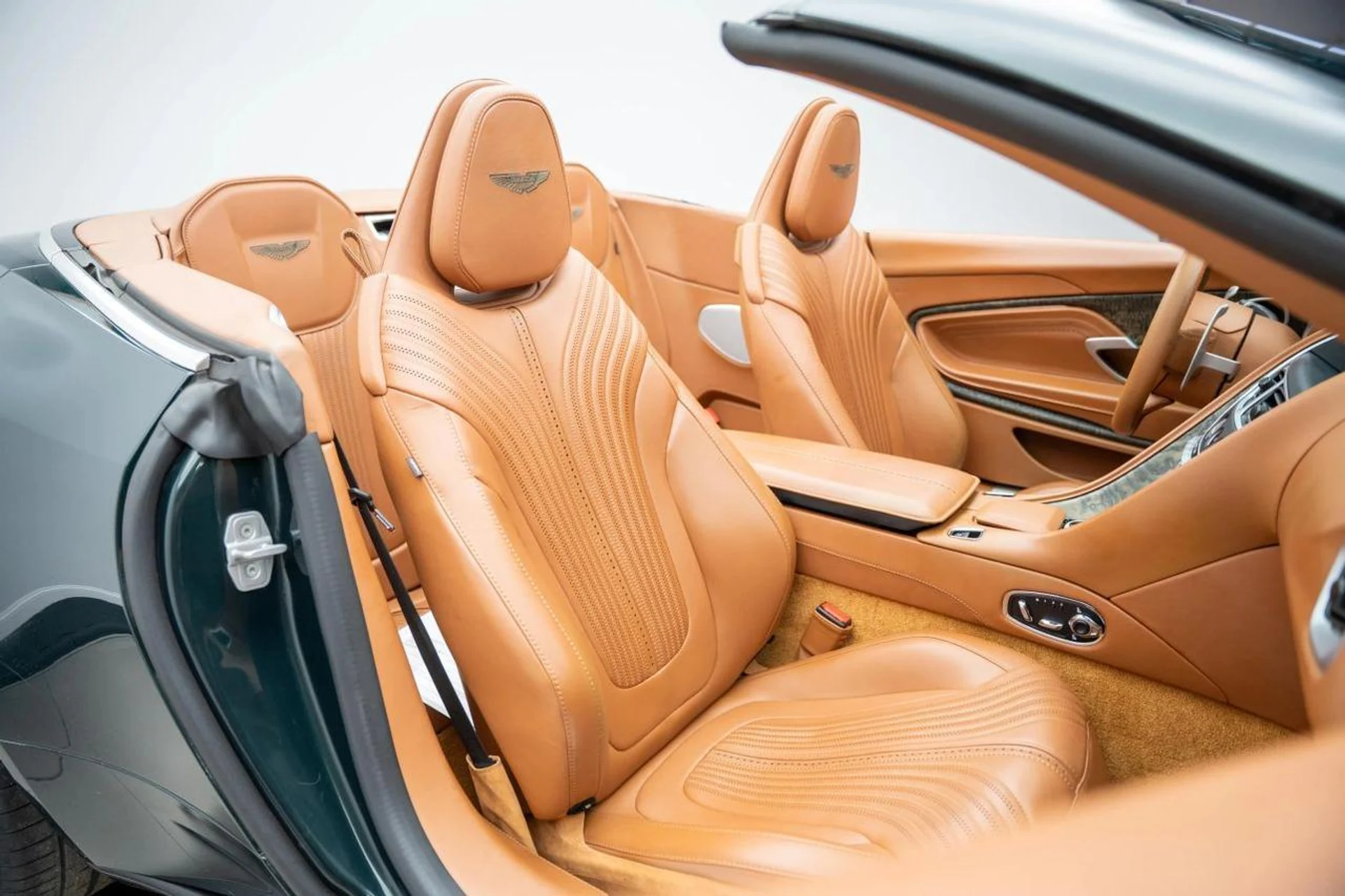 mph031_2256093750_07a810dc95e5116514b0cce8f1df57c2_4e6fc0d24b