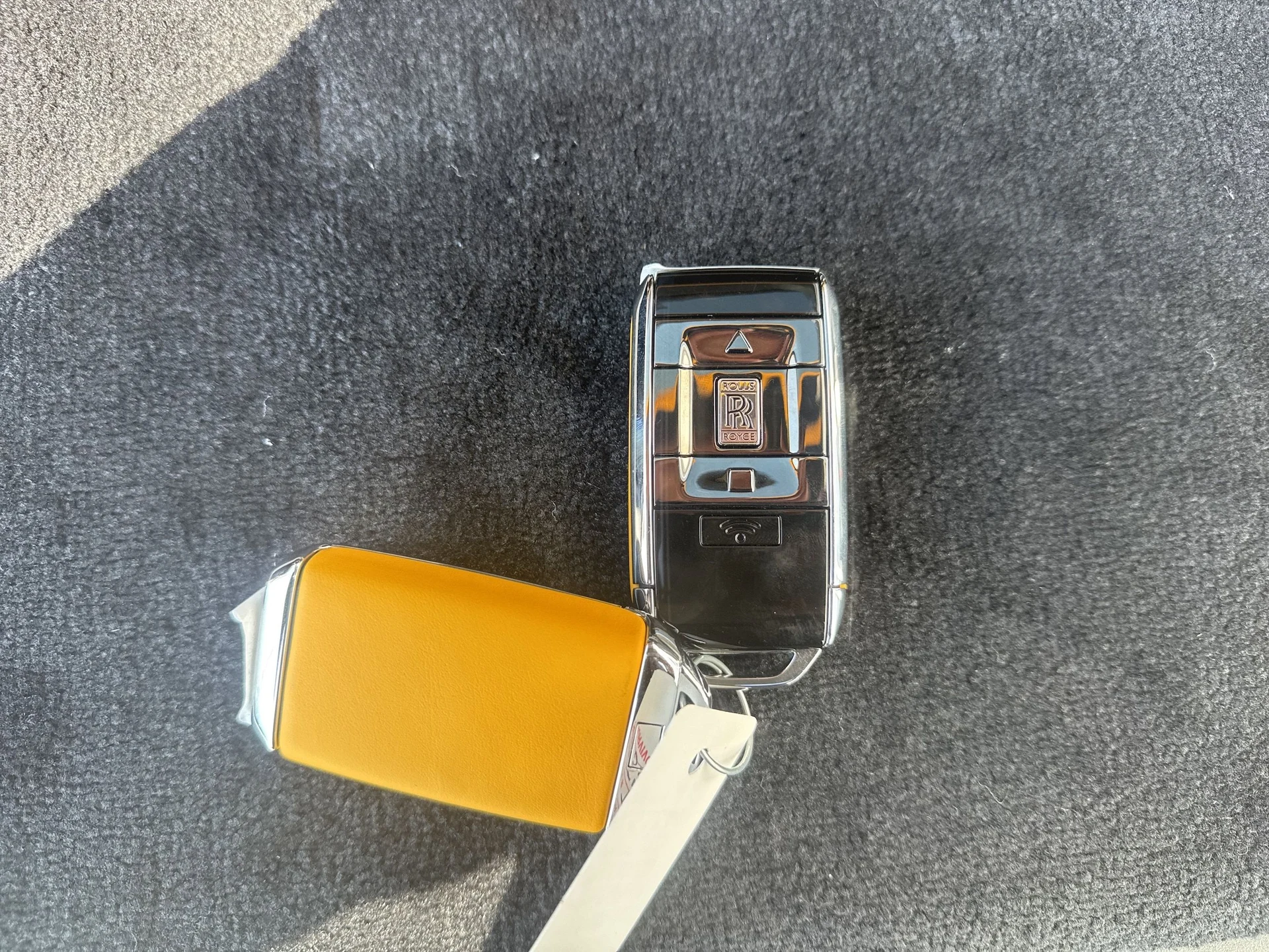 mph031_2259326333_ca37cb0784baf96d69f4c6b2e2776e39x_fe60e290e3