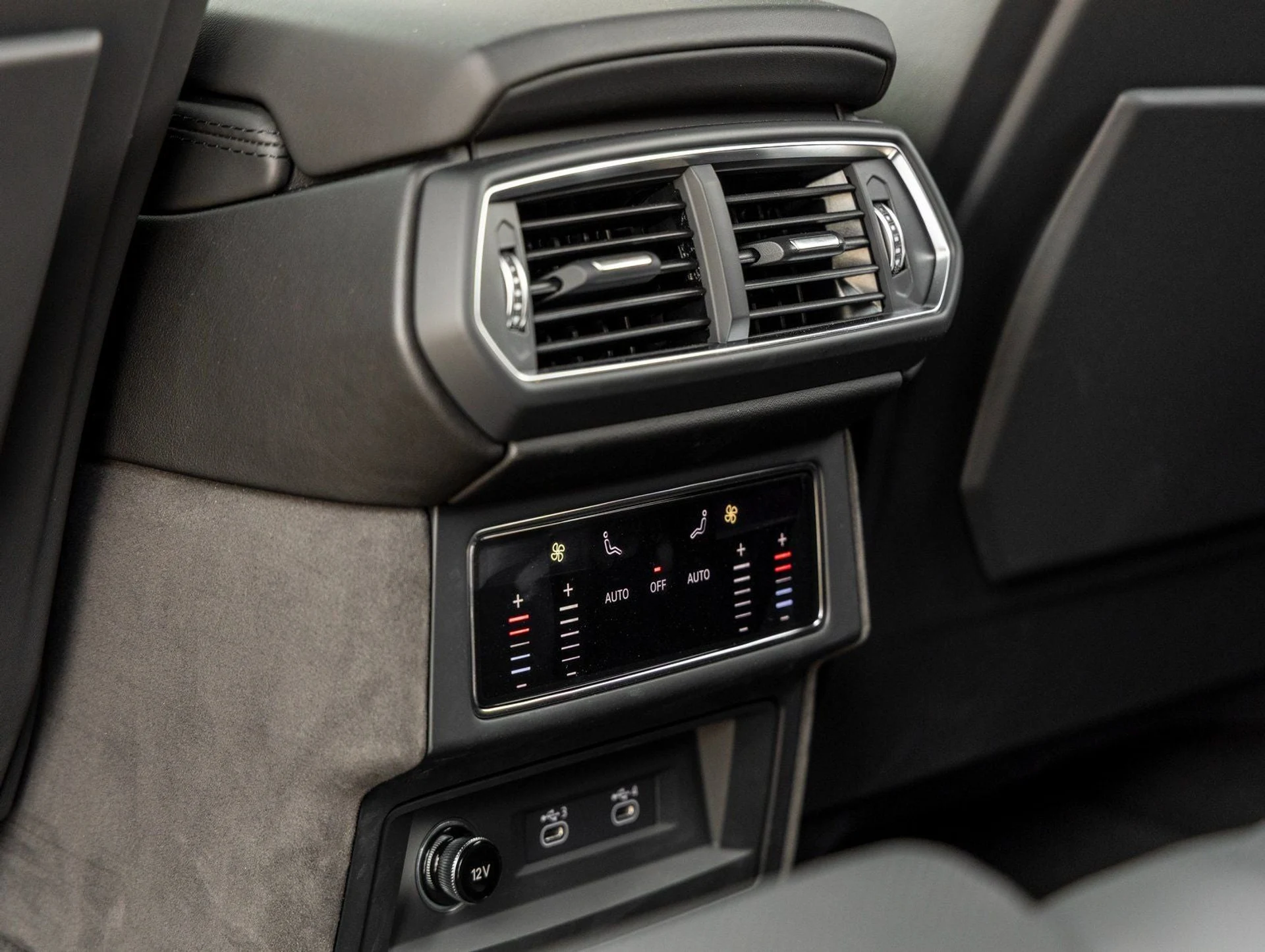 mph031_2259705751_32_39901e4c10