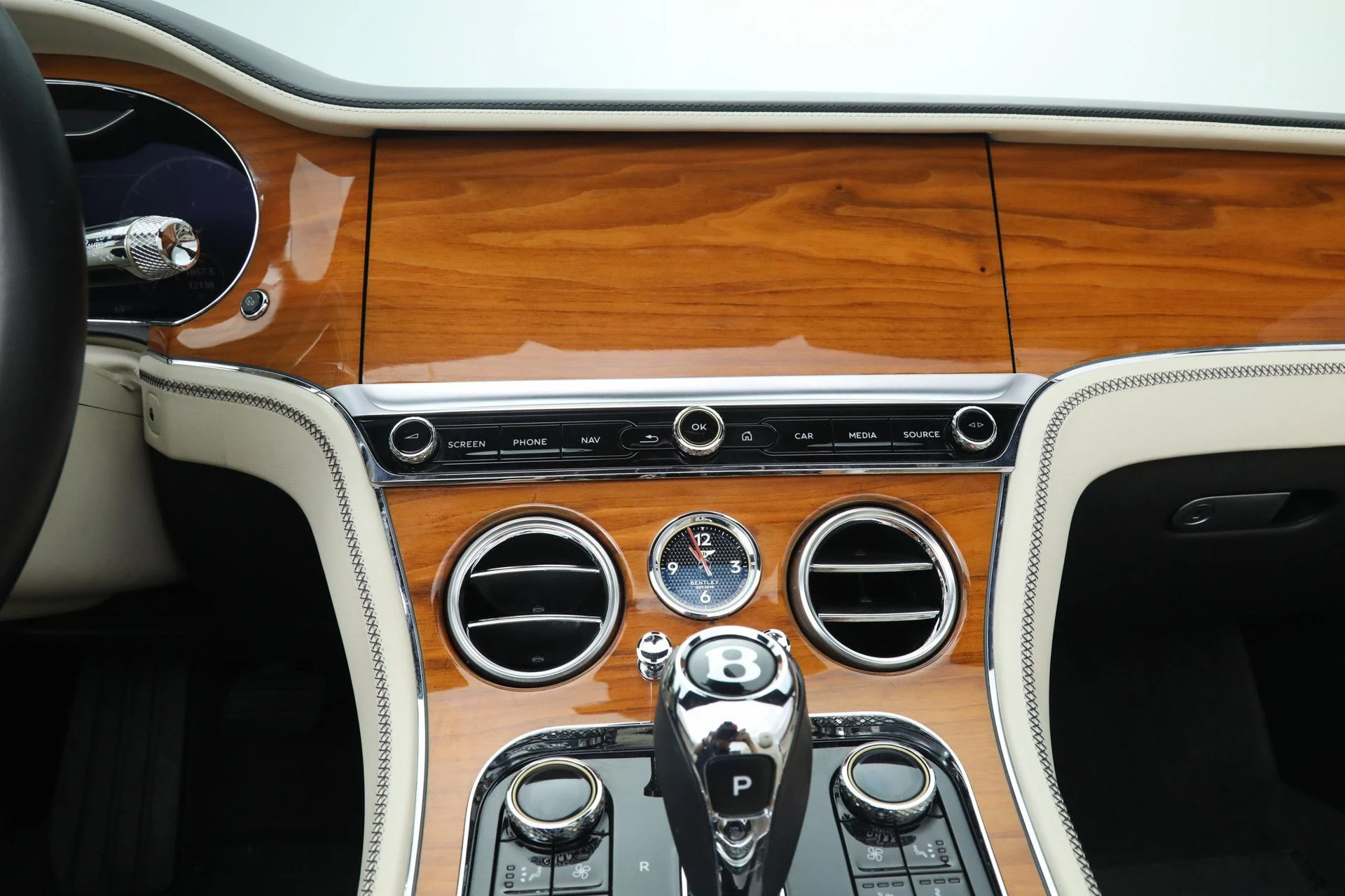 mph031_2262423680_099097d45f035b5a06f0bdb26a99ee05_b99a4e832c