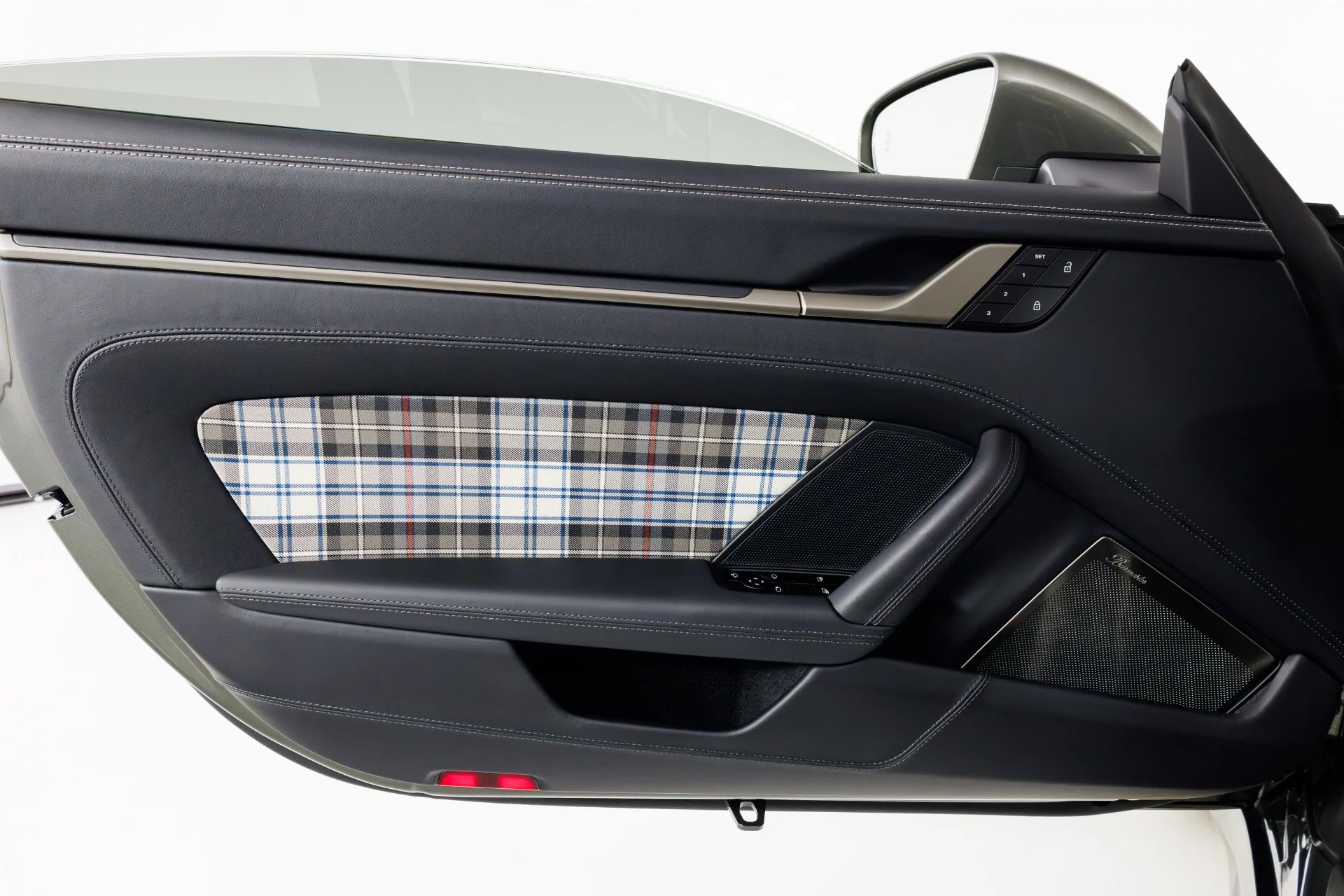 mph031_2264219798_Used_2025_Porsche_911_Turbo_50_Years_1769709986_5a6072be34