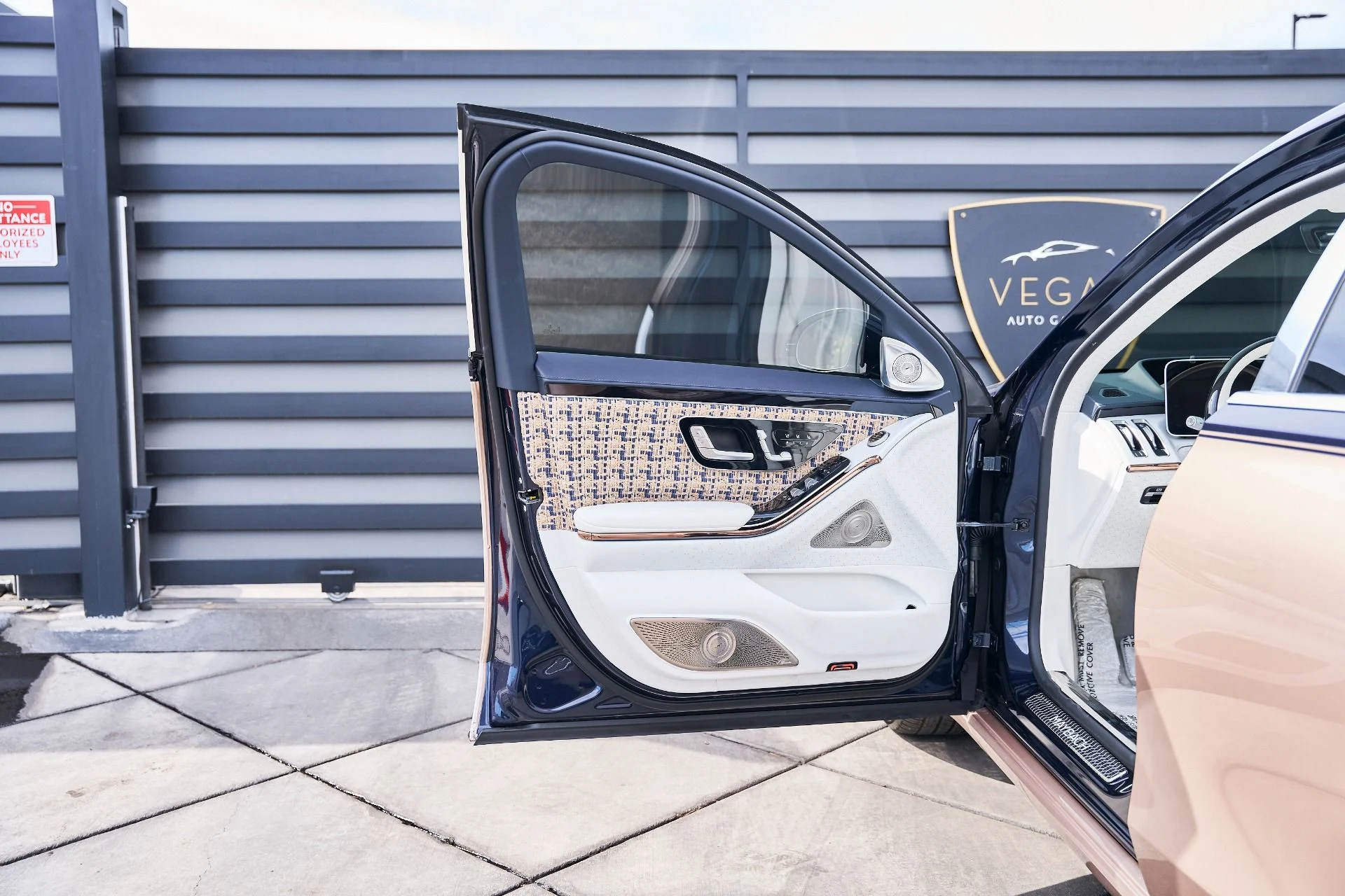 mph031_2264588850_Used_2023_Mercedes_Benz_S_Class_Maybach_S_680_1772678576_6f2293d454