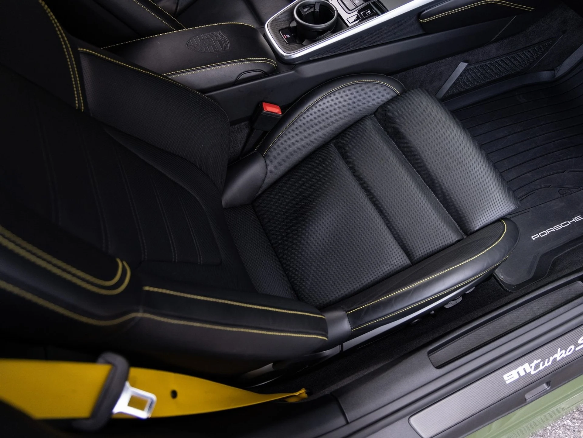 mph031_2268538211_32_6029aed985