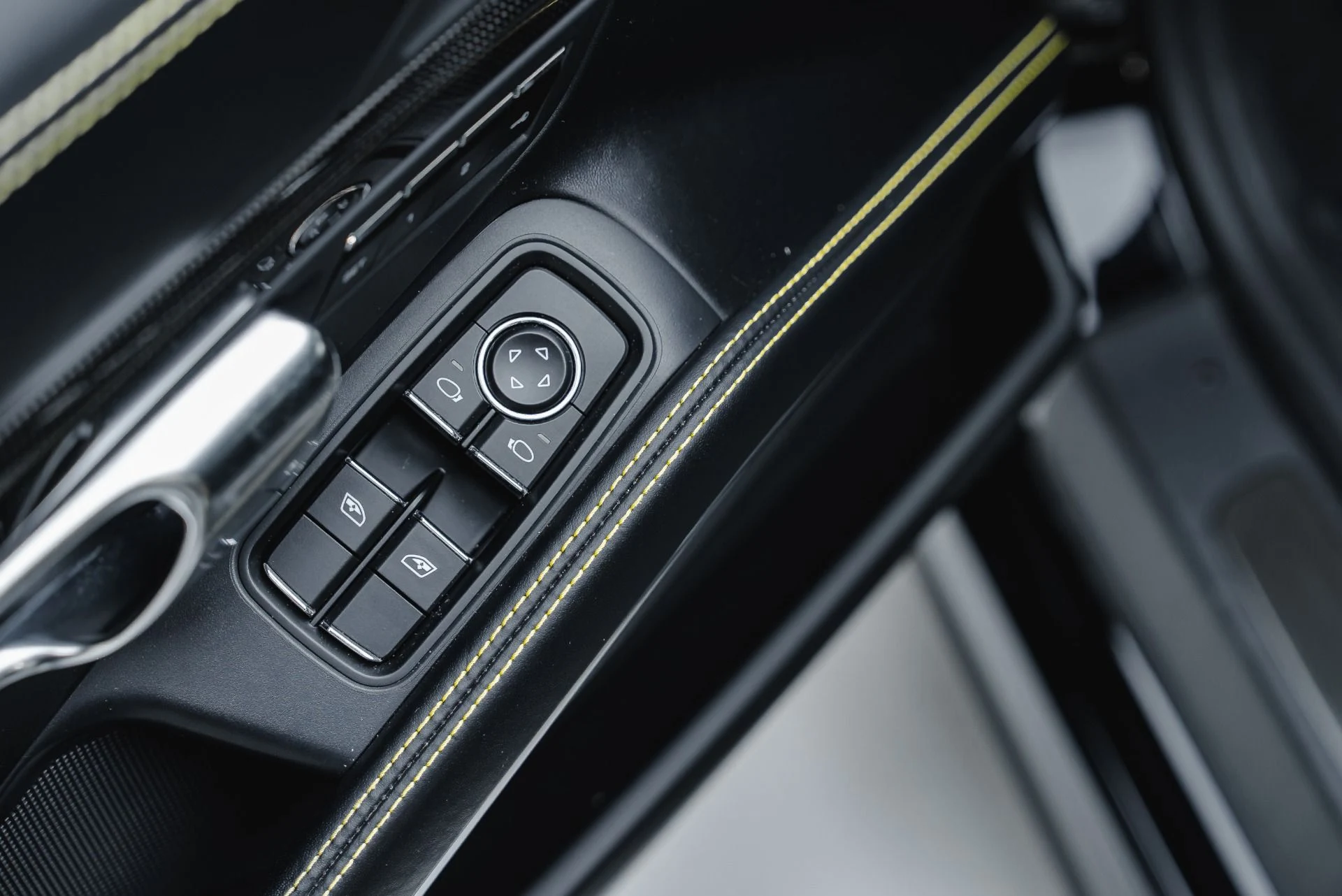 mph031_2274673540_Used_2014_Porsche_911_Turbo_S_1791845087_299d37eb57