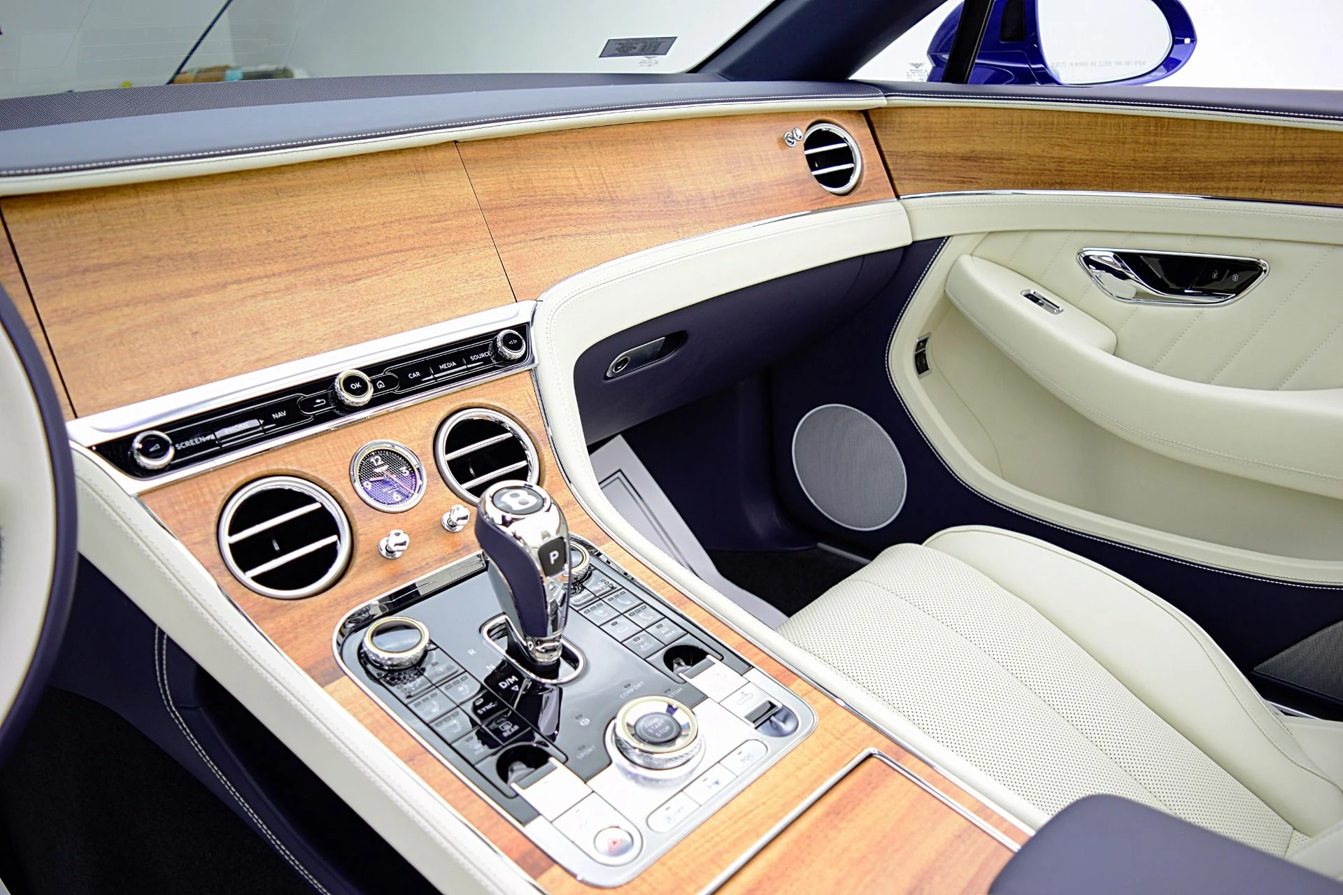mph031_2281906531_Used_2024_Bentley_Continental_GTC_Edition_8_LEASE_OPTIONS_AVAILABLE_0e61db4d65